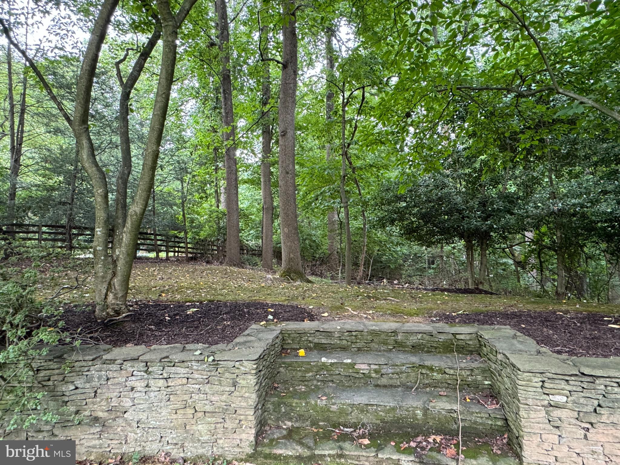 Real estate listing preview #14