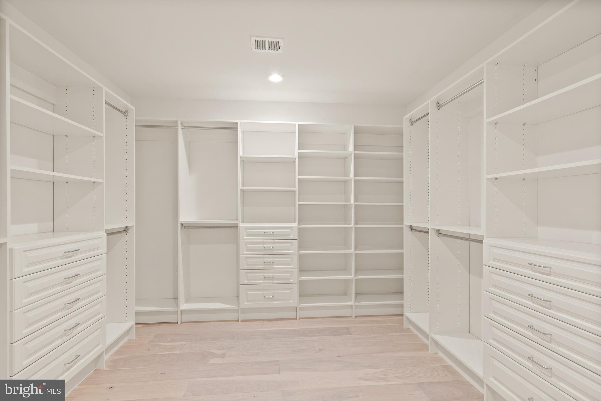 Real estate listing preview #46