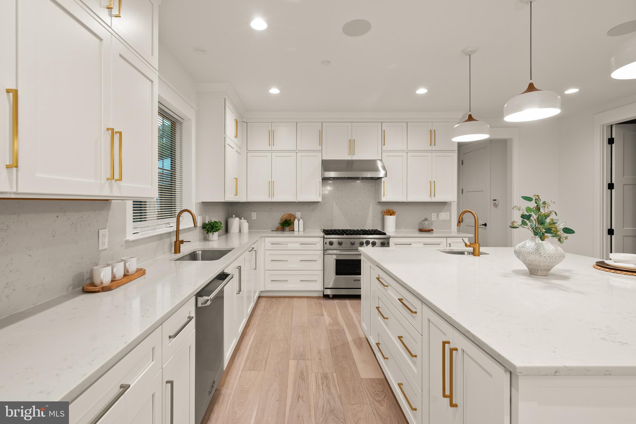 Real estate listing preview #19