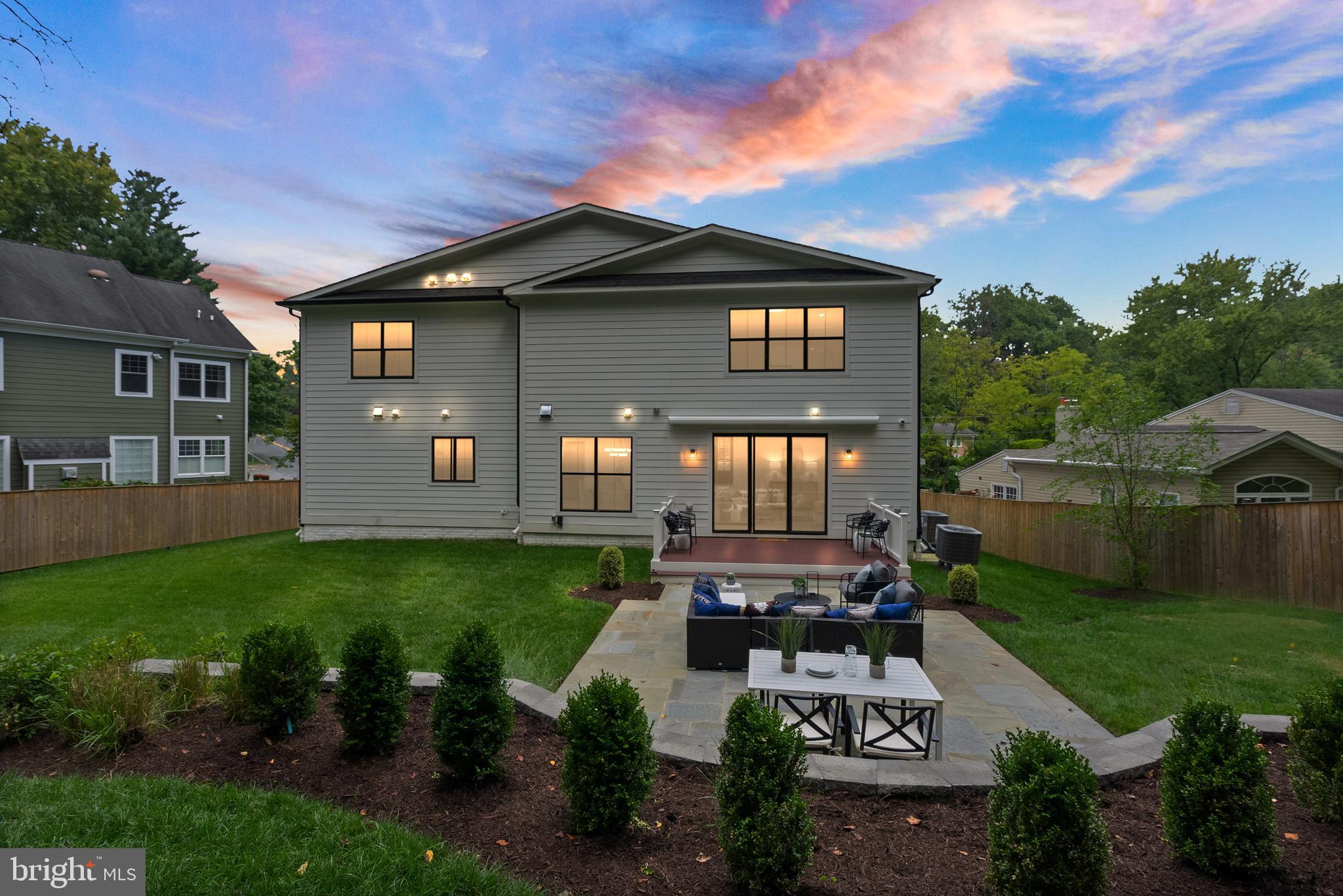 Real estate listing preview #5