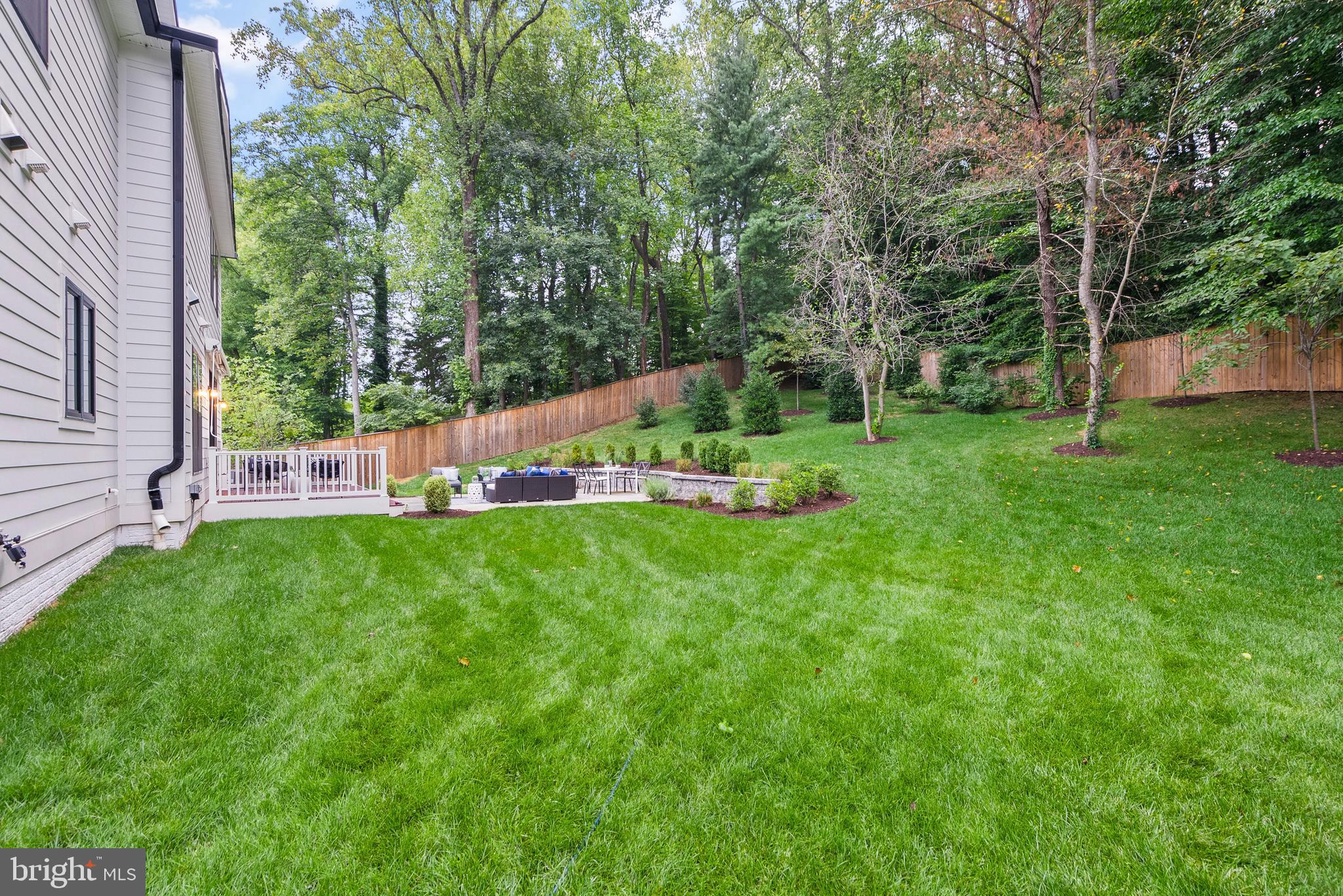 Real estate listing preview #13