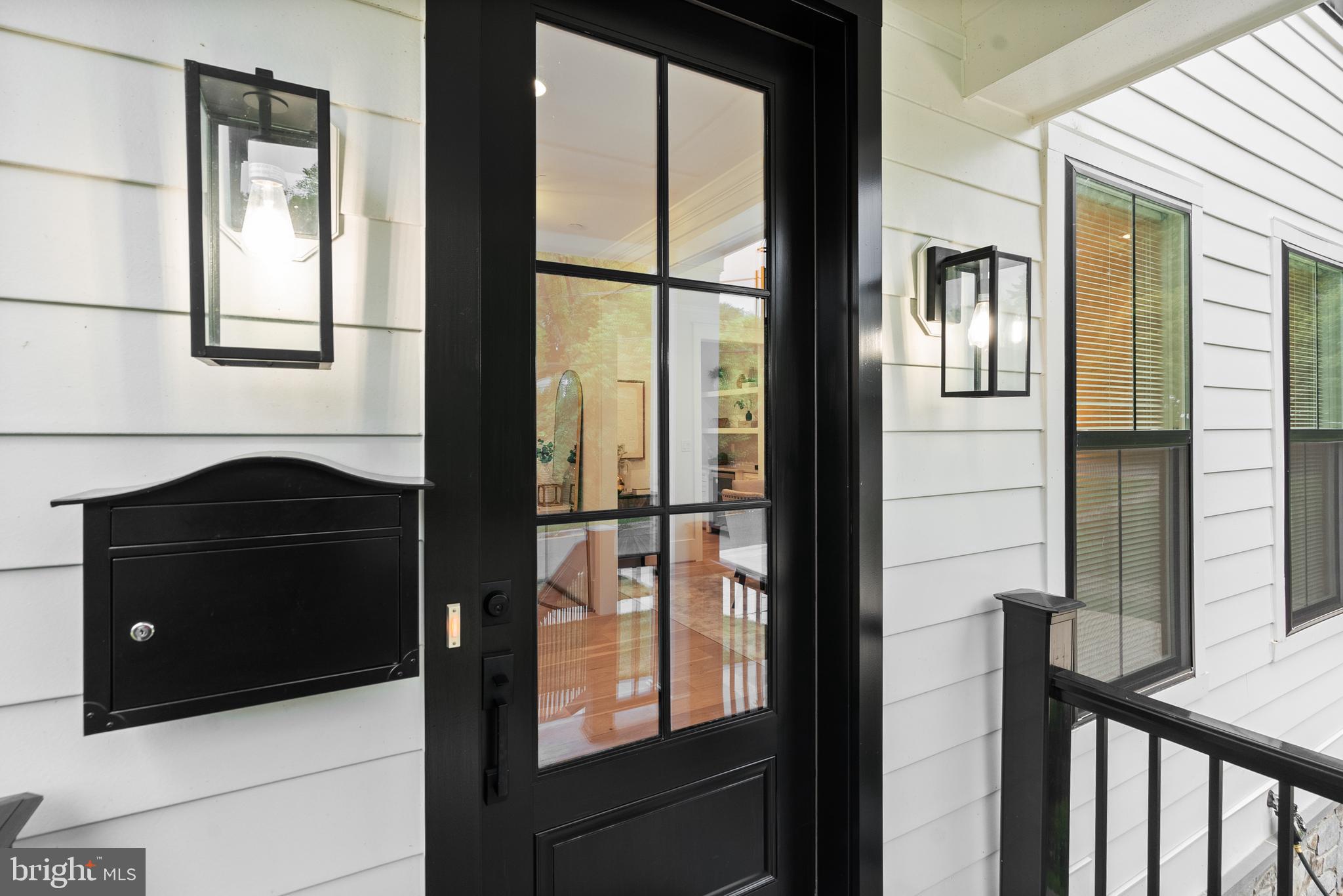 Real estate listing preview #7