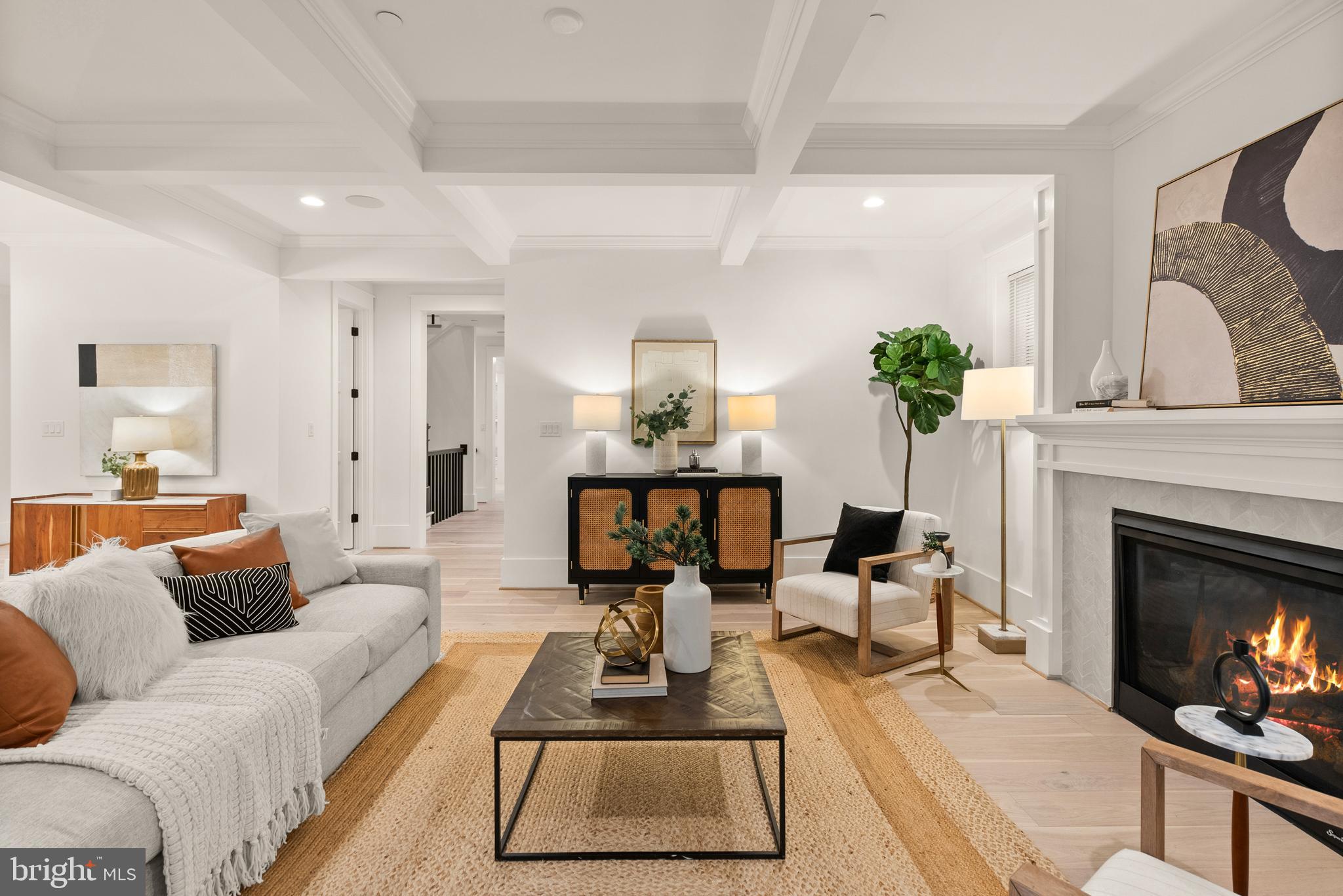 Real estate listing preview #23