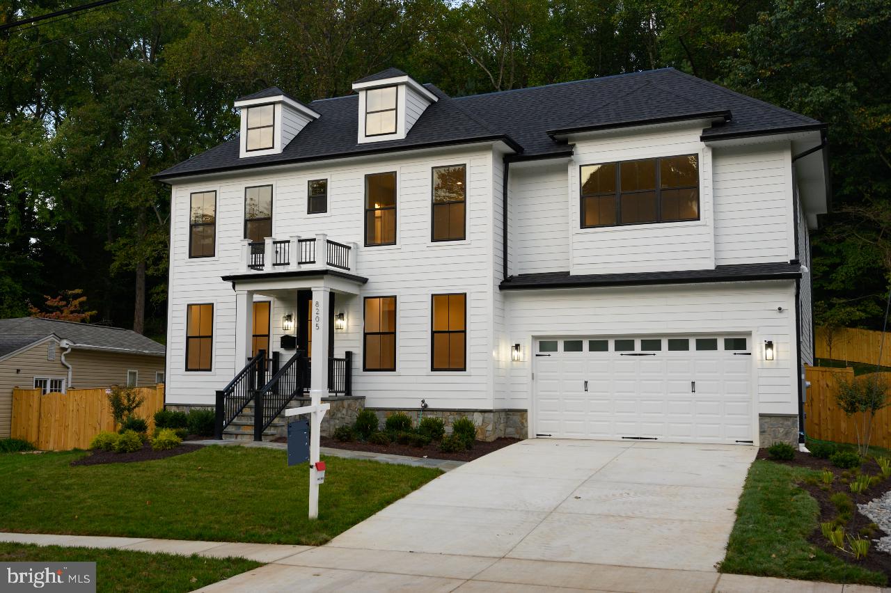 Real estate listing preview #1