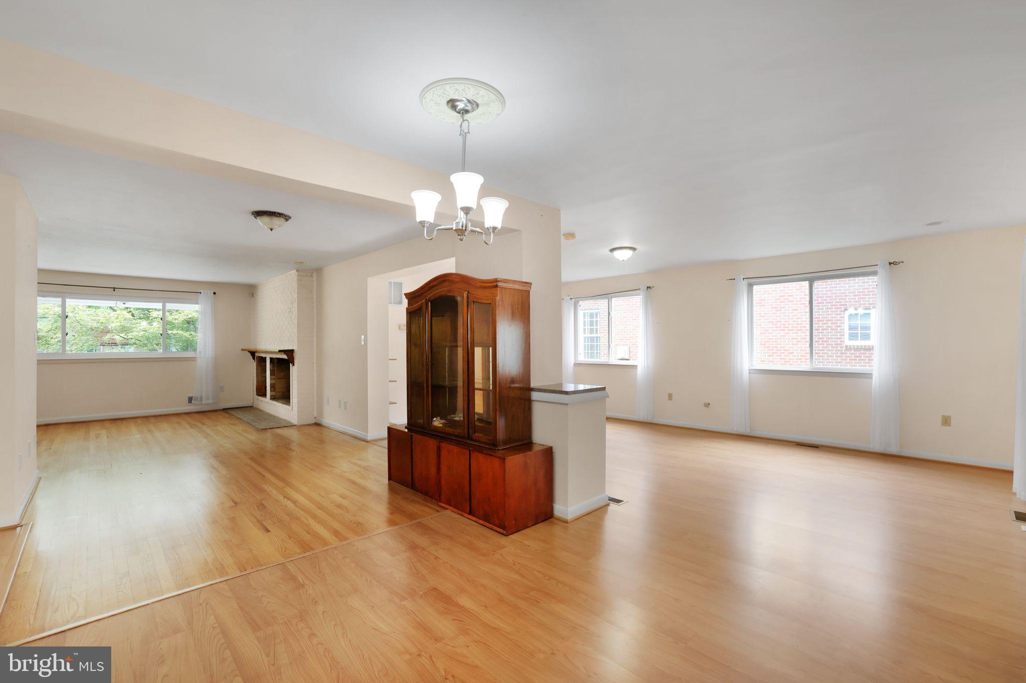 Real estate listing preview #8