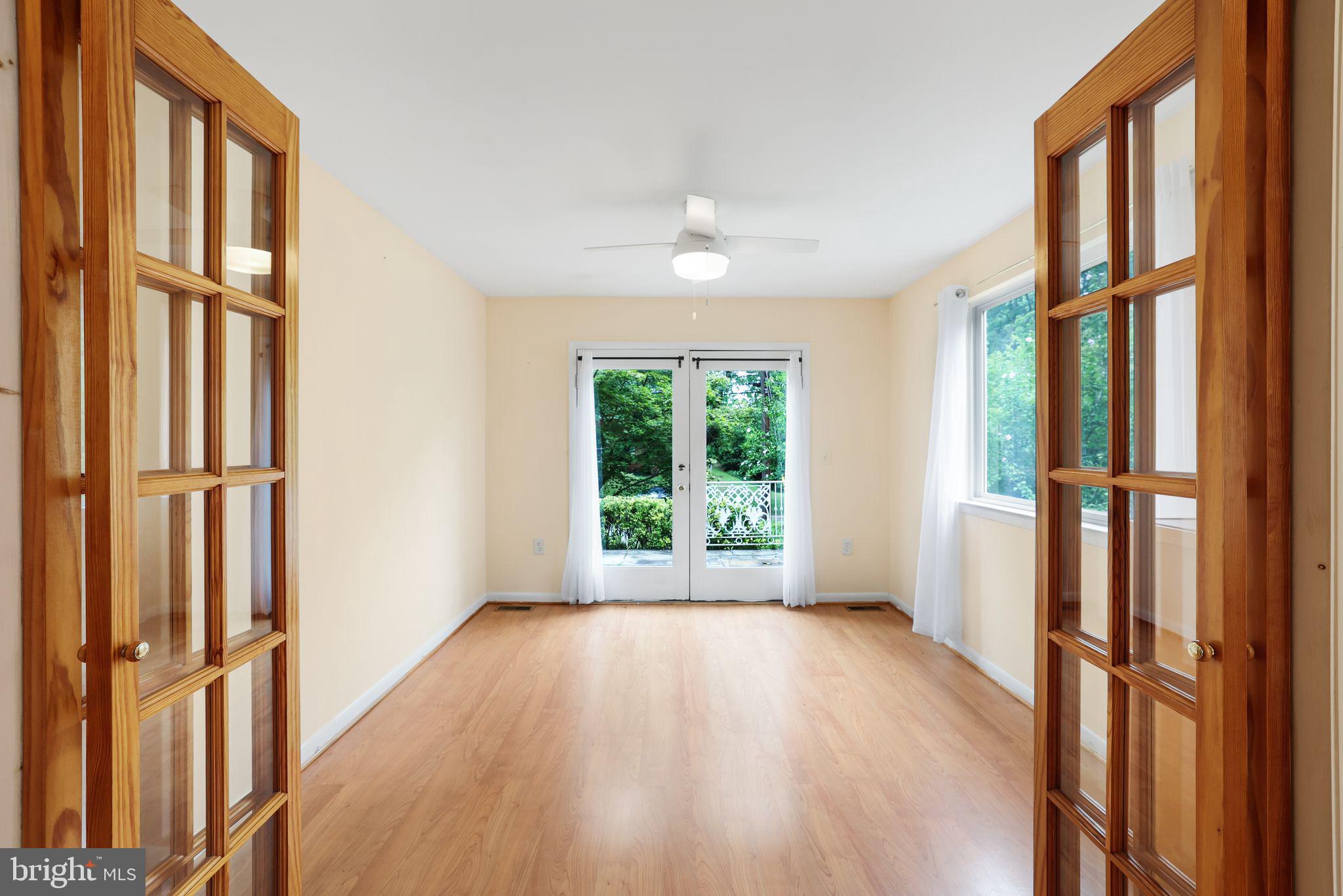 Real estate listing preview #14