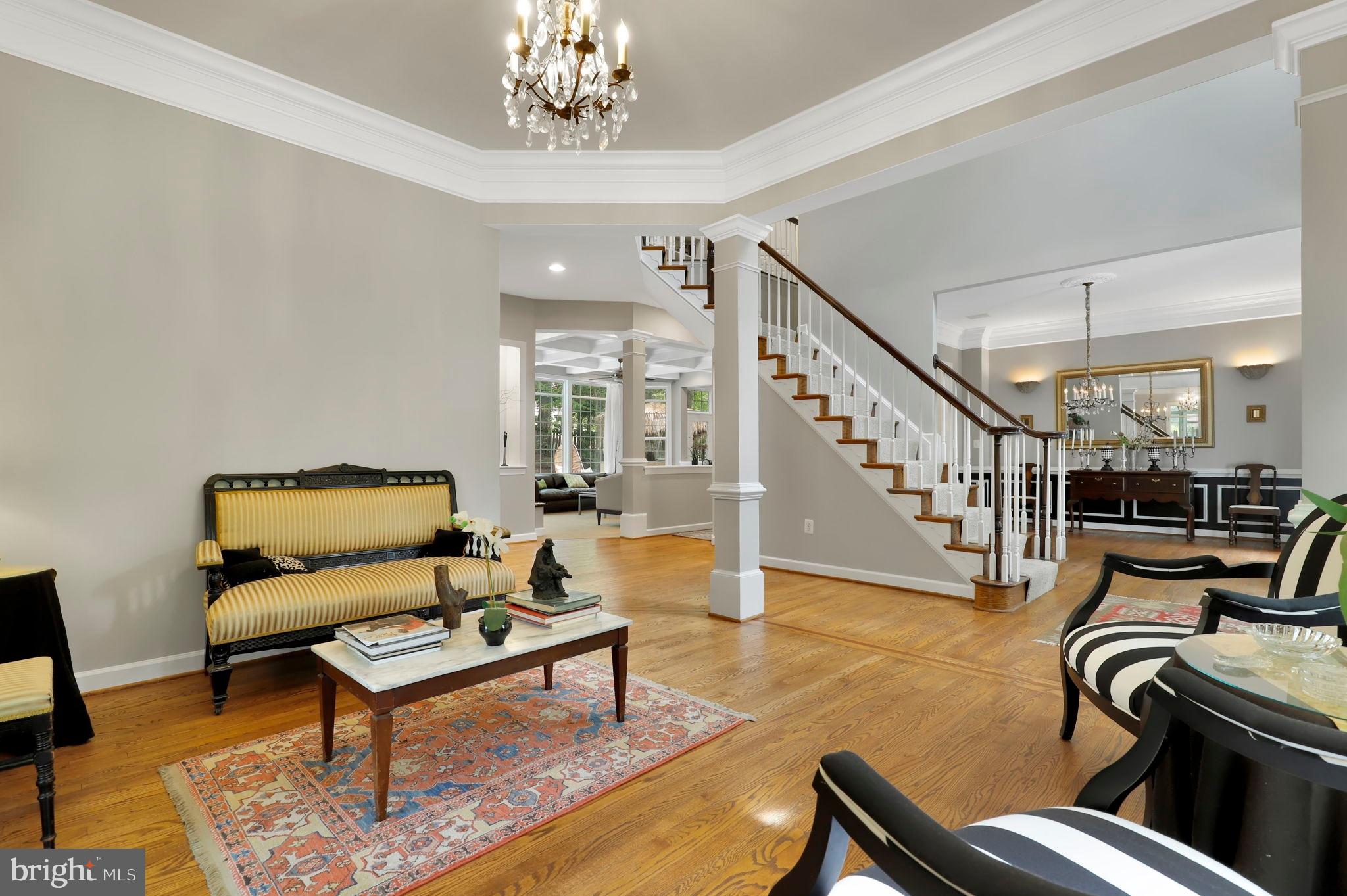 Real estate listing preview #12