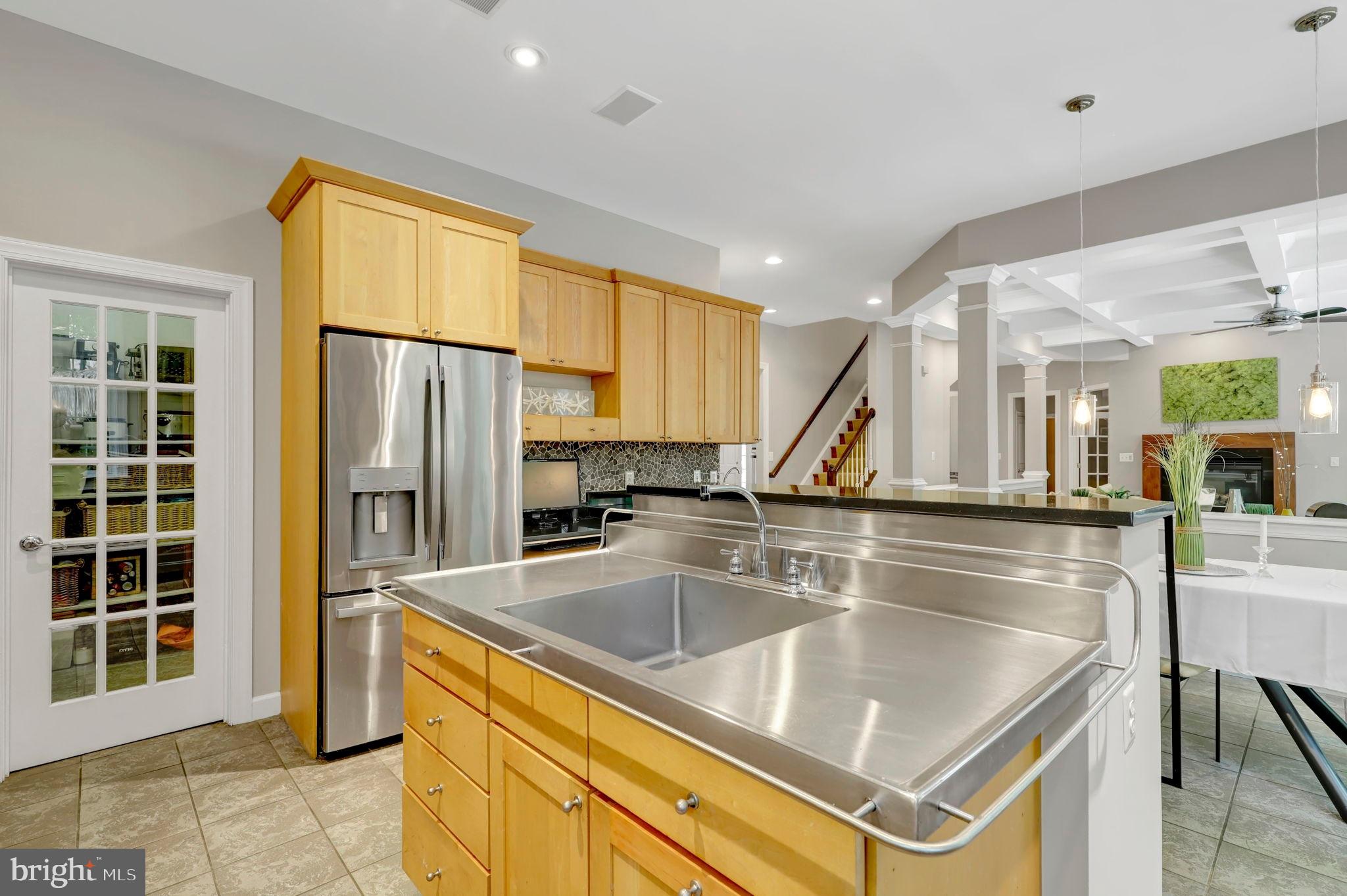 Real estate listing preview #18