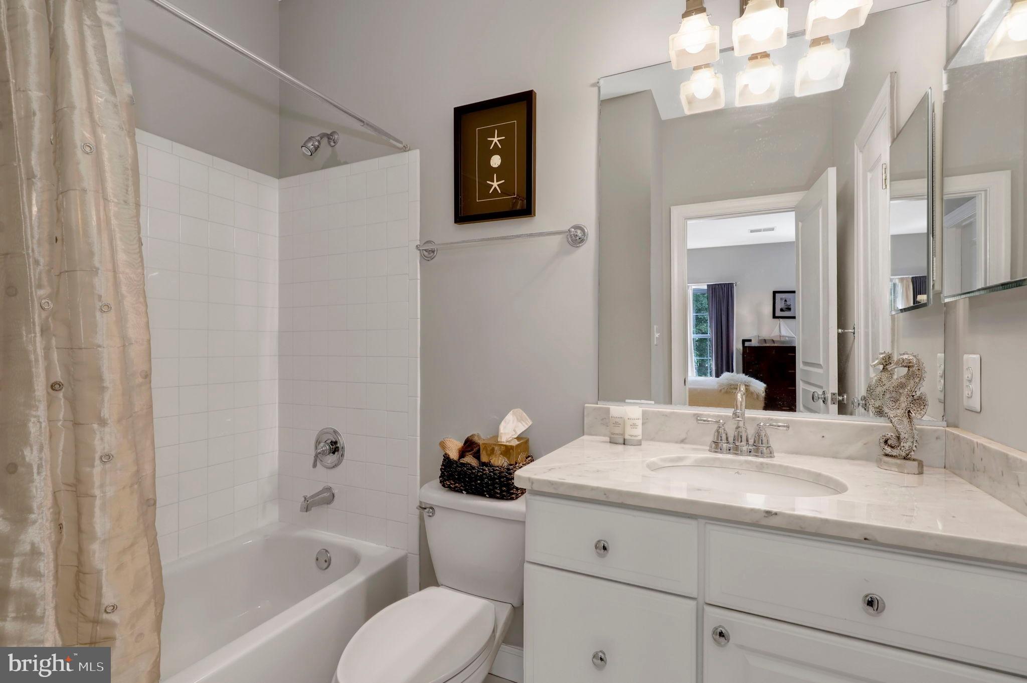 Real estate listing preview #52