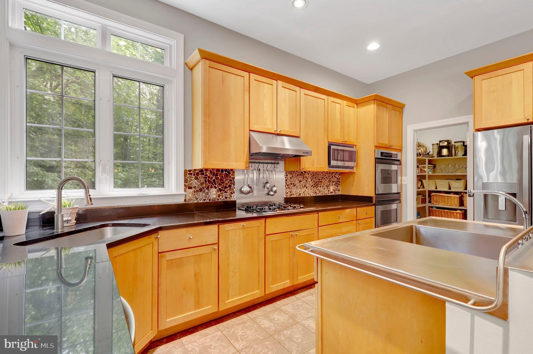 Real estate listing preview #16