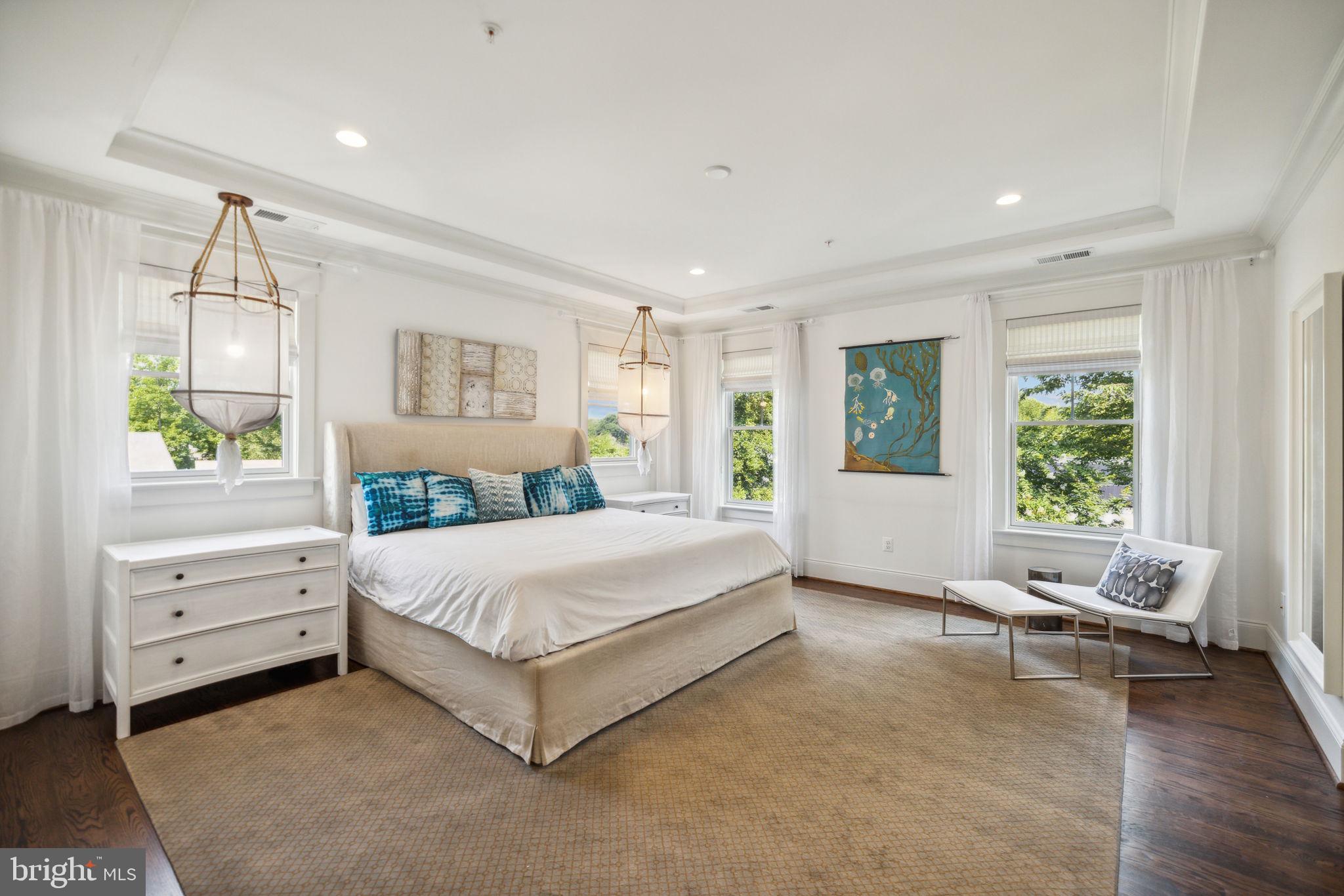 Real estate listing preview #18