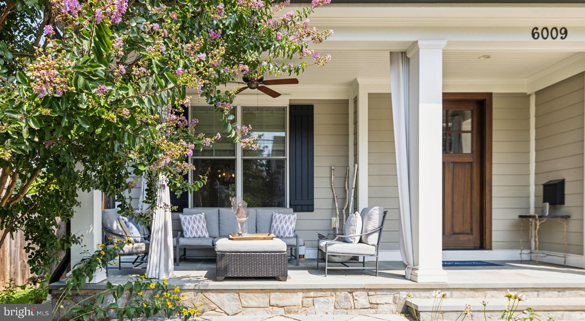 Real estate listing preview #3