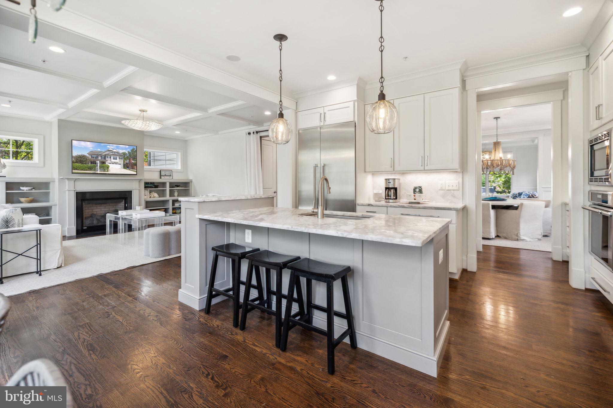 Real estate listing preview #11