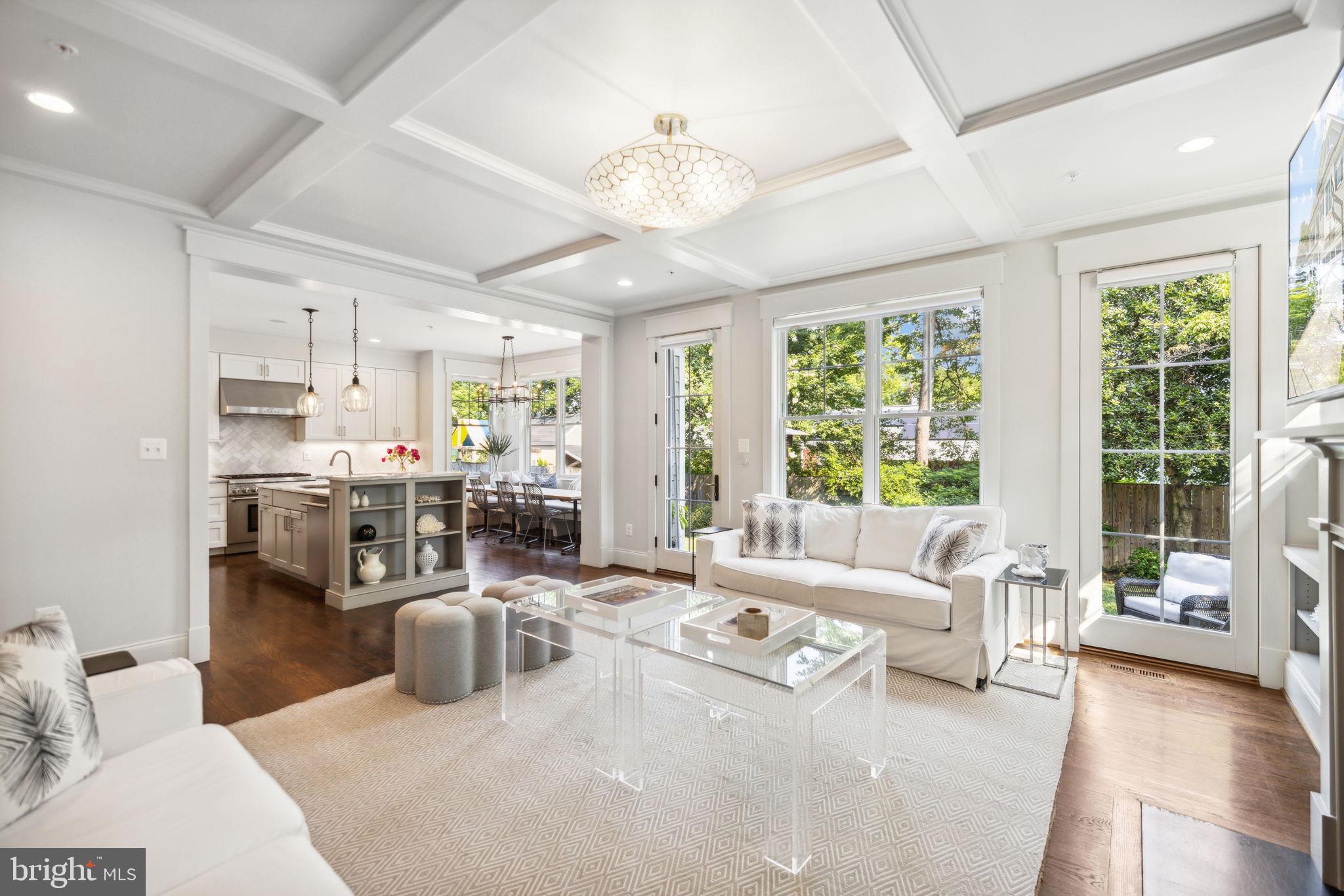 Real estate listing preview #12