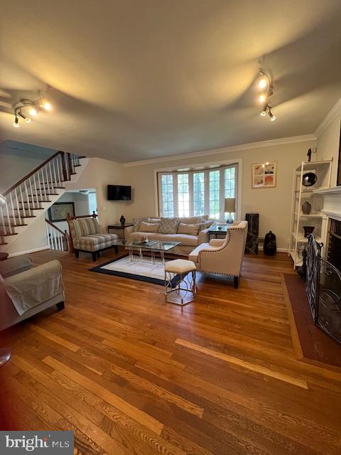 Real estate listing preview #9