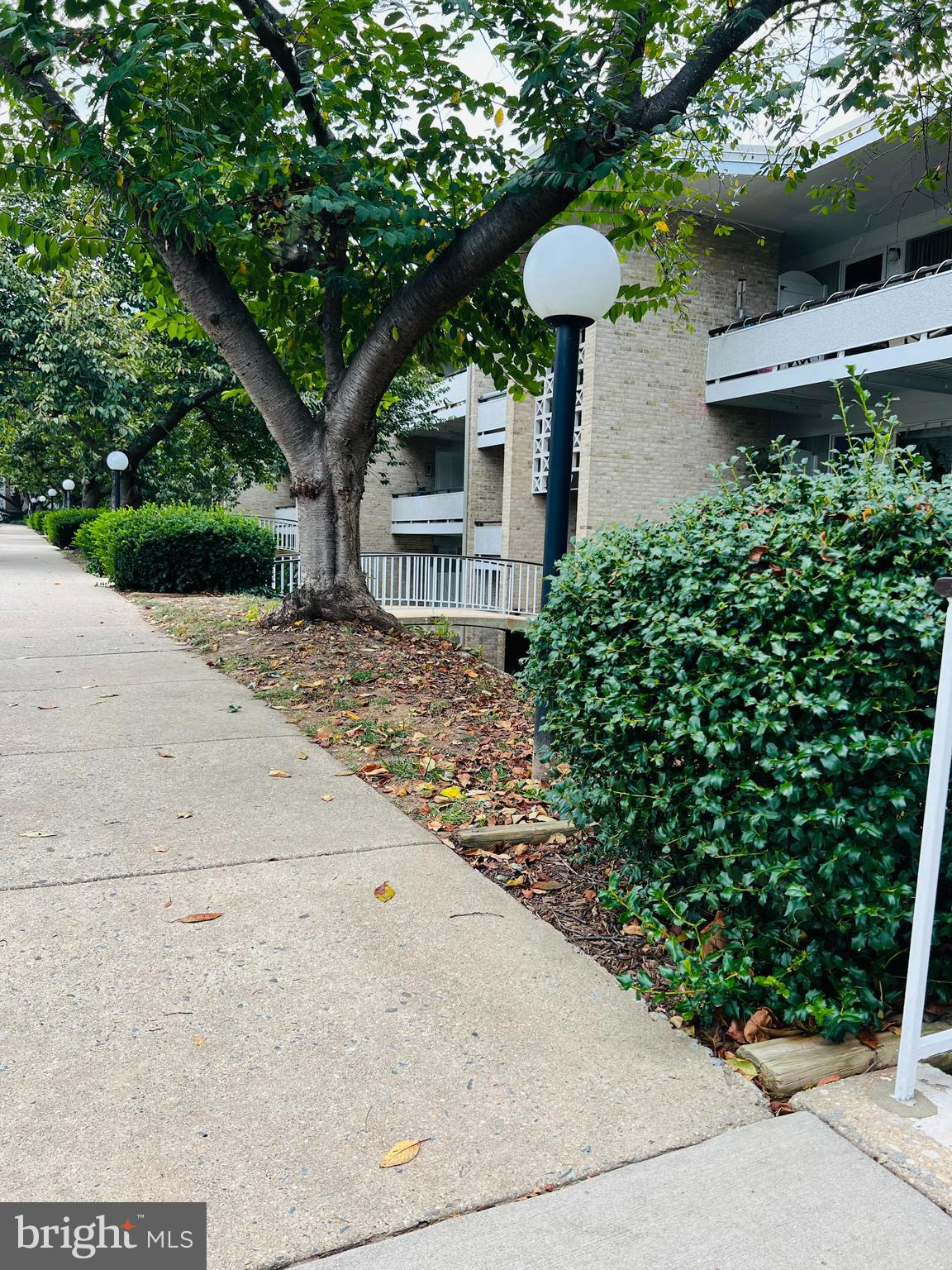 Real estate listing preview #2