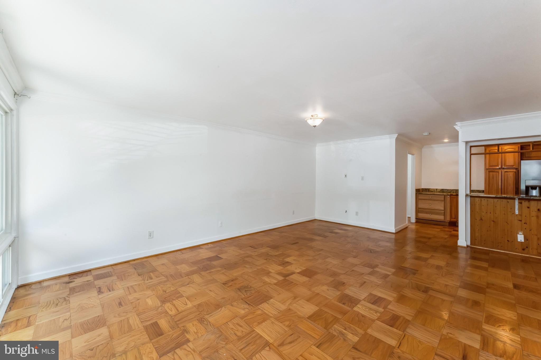 Real estate listing preview #7