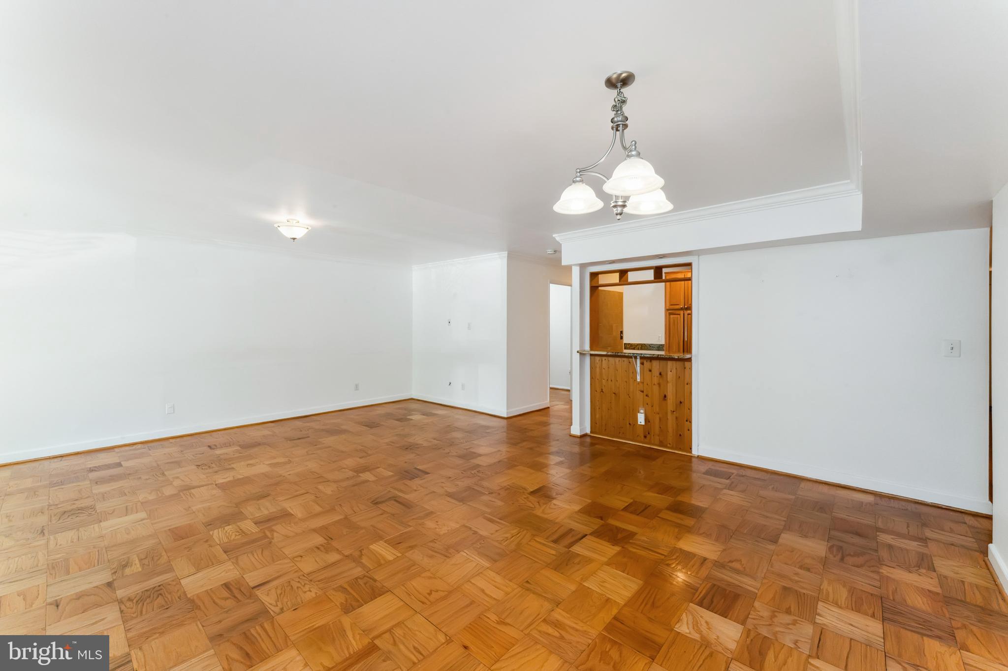 Real estate listing preview #9