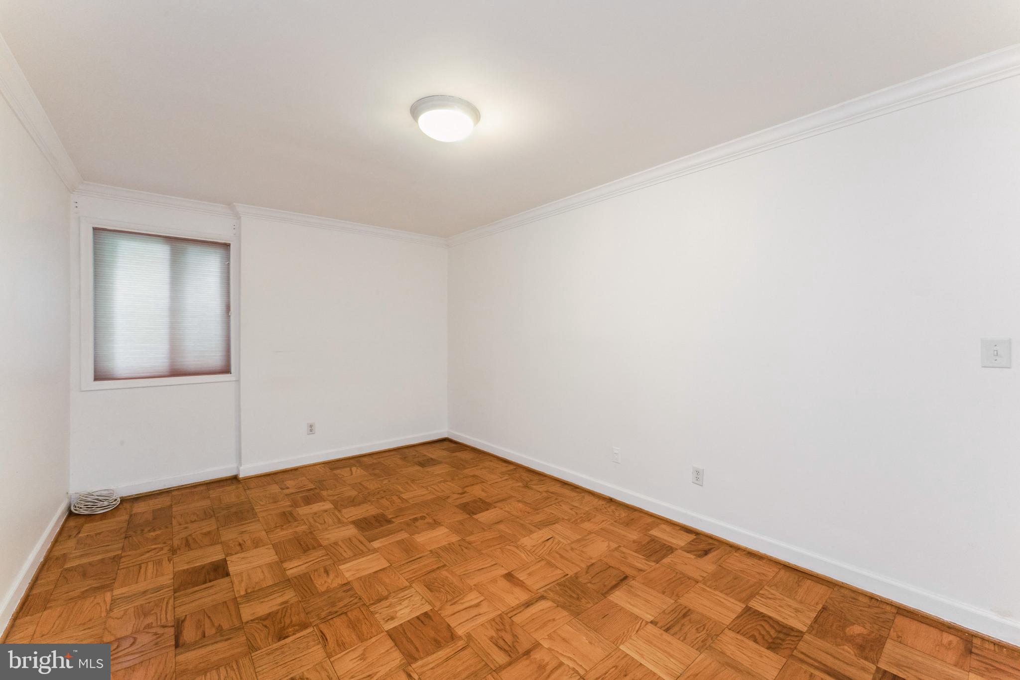 Real estate listing preview #24