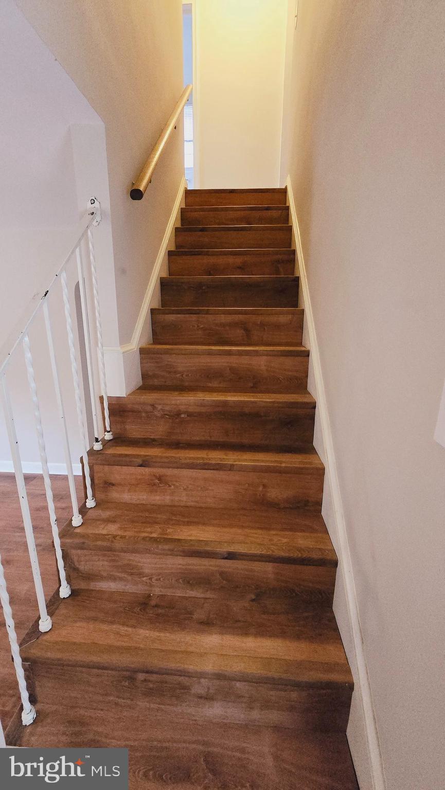 Real estate listing preview #17