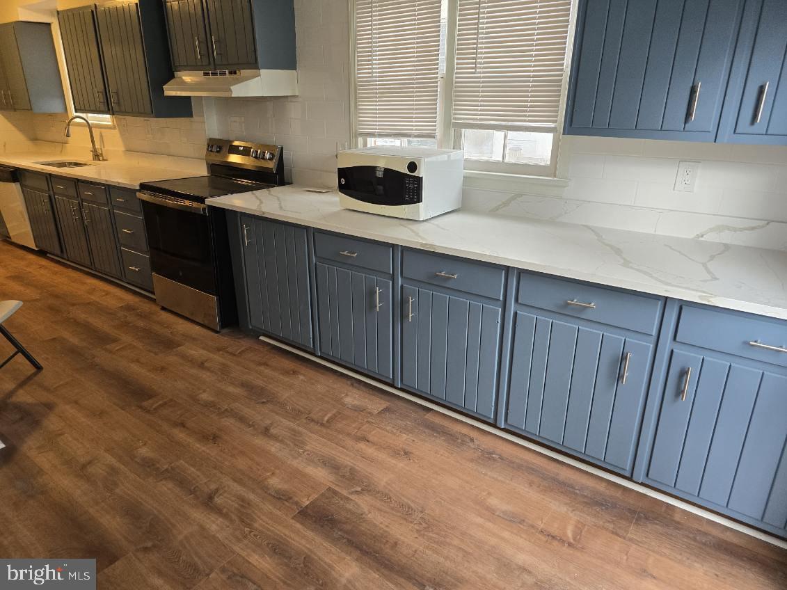 Real estate listing preview #9