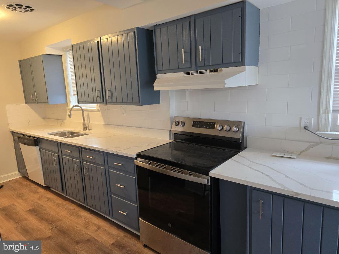 Real estate listing preview #10