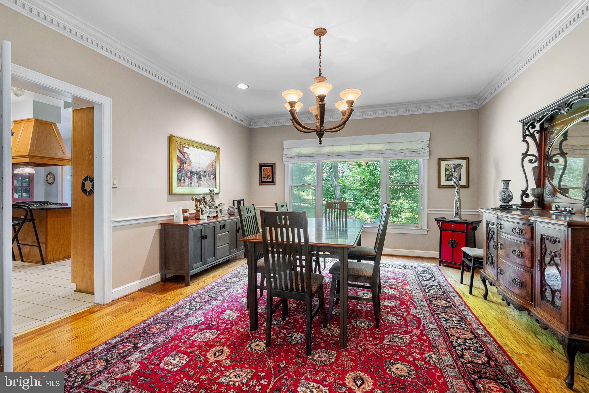 Real estate listing preview #11