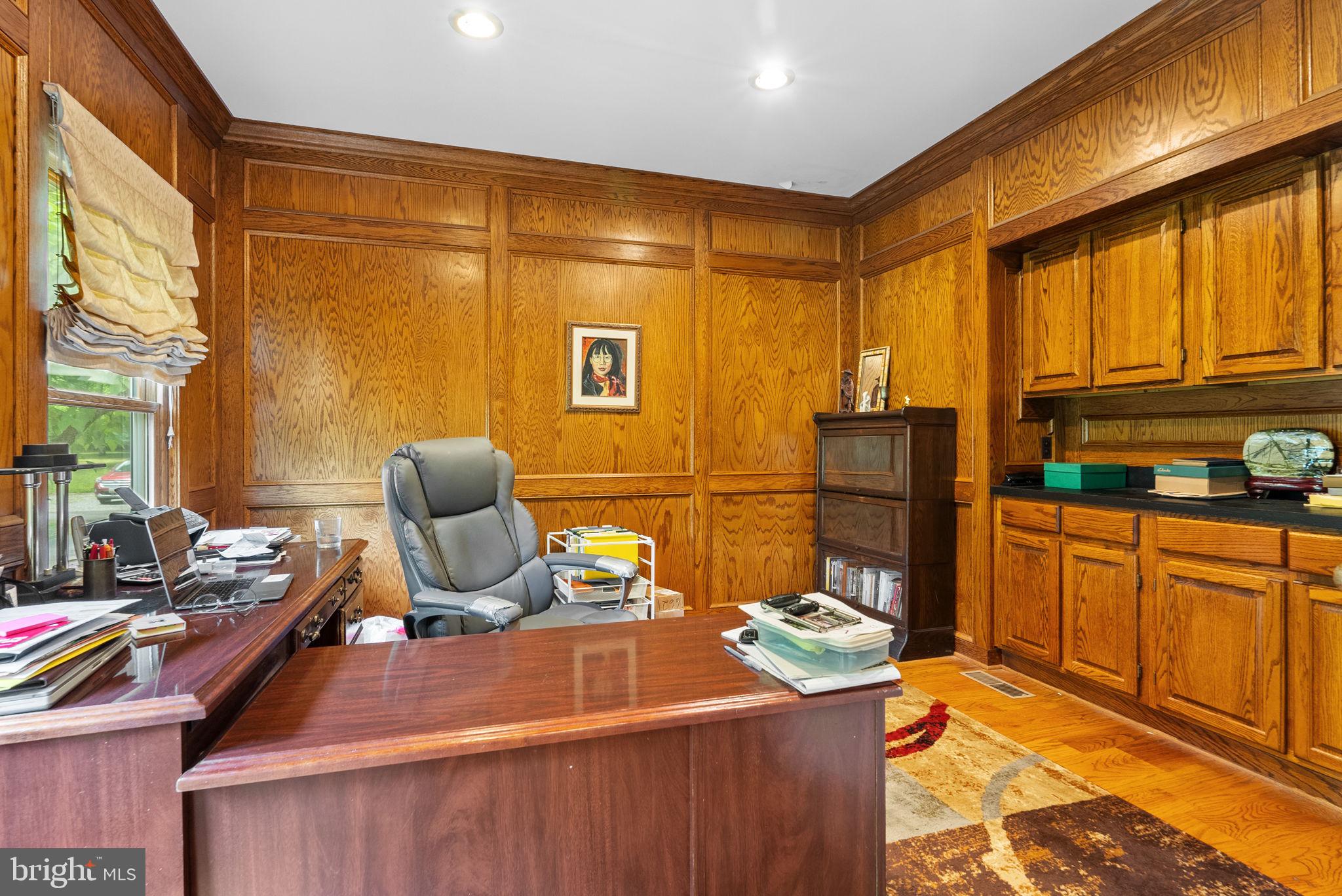 Real estate listing preview #18