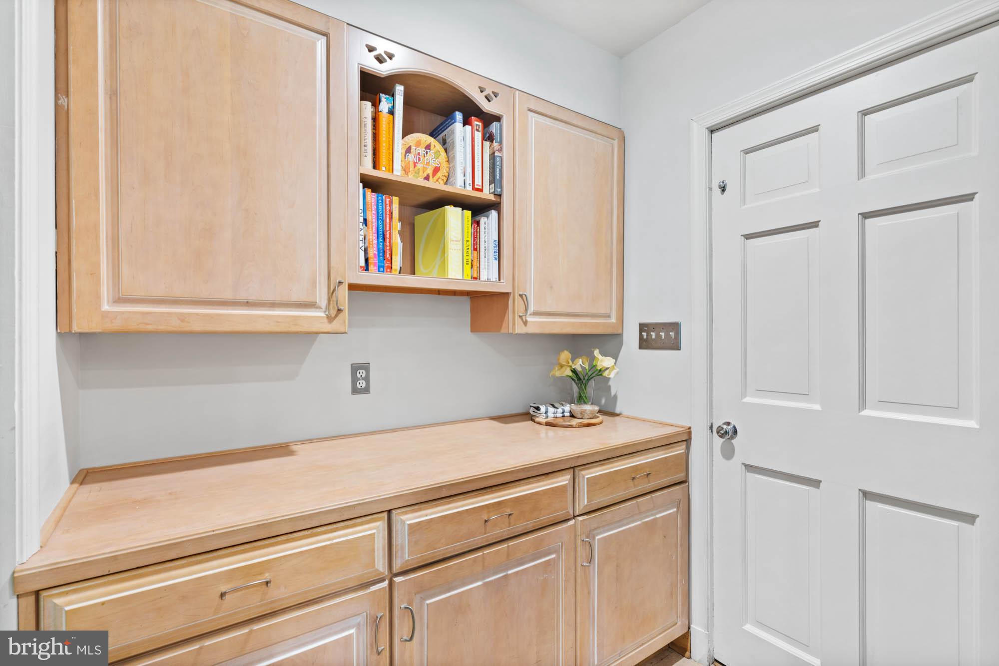 Real estate listing preview #28