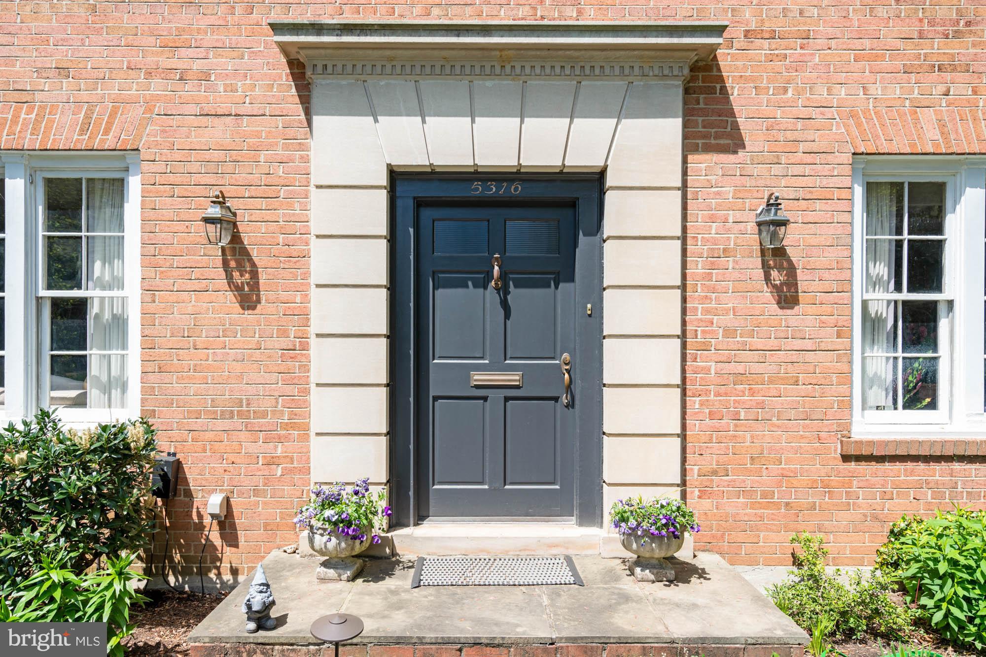 Real estate listing preview #3