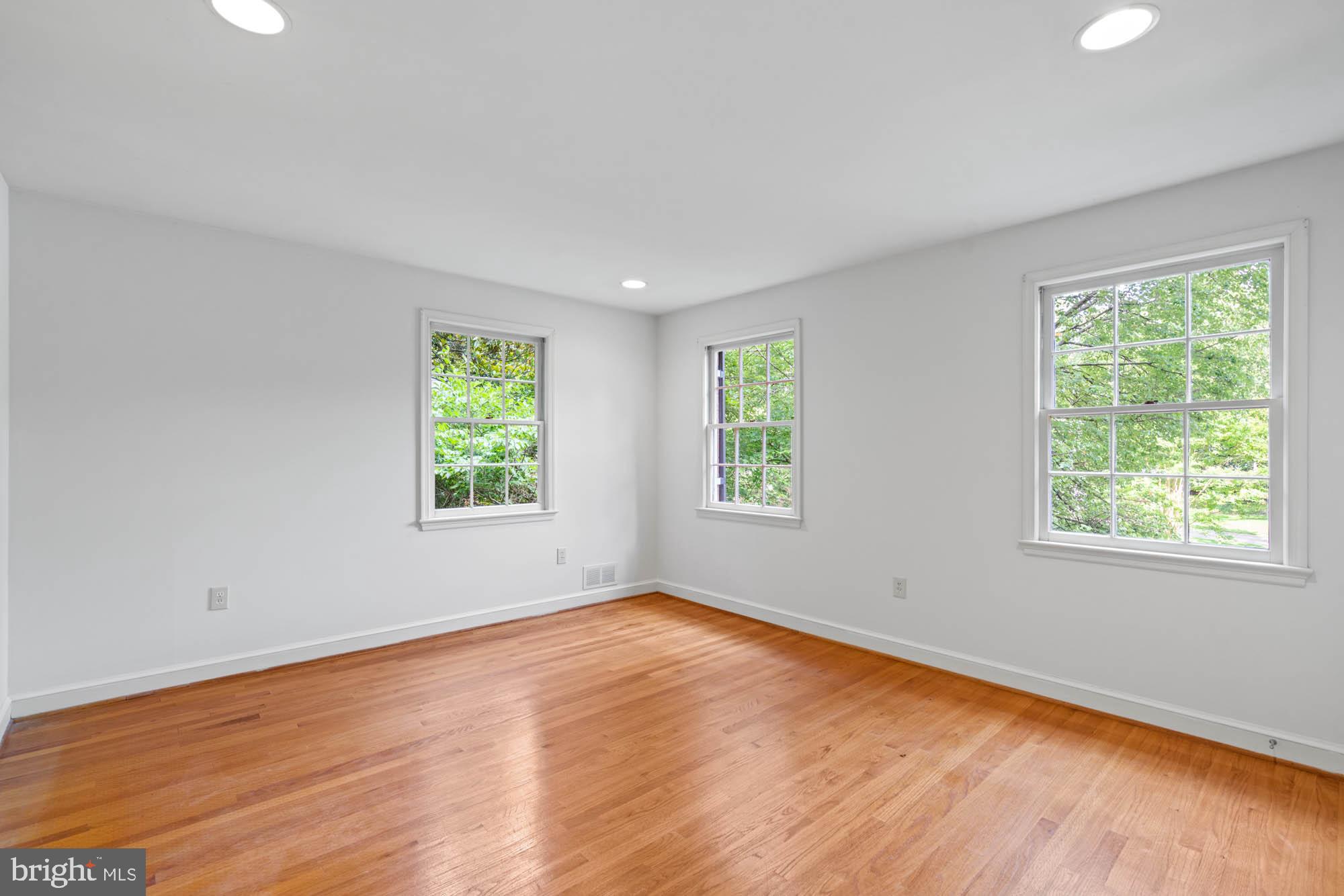 Real estate listing preview #54