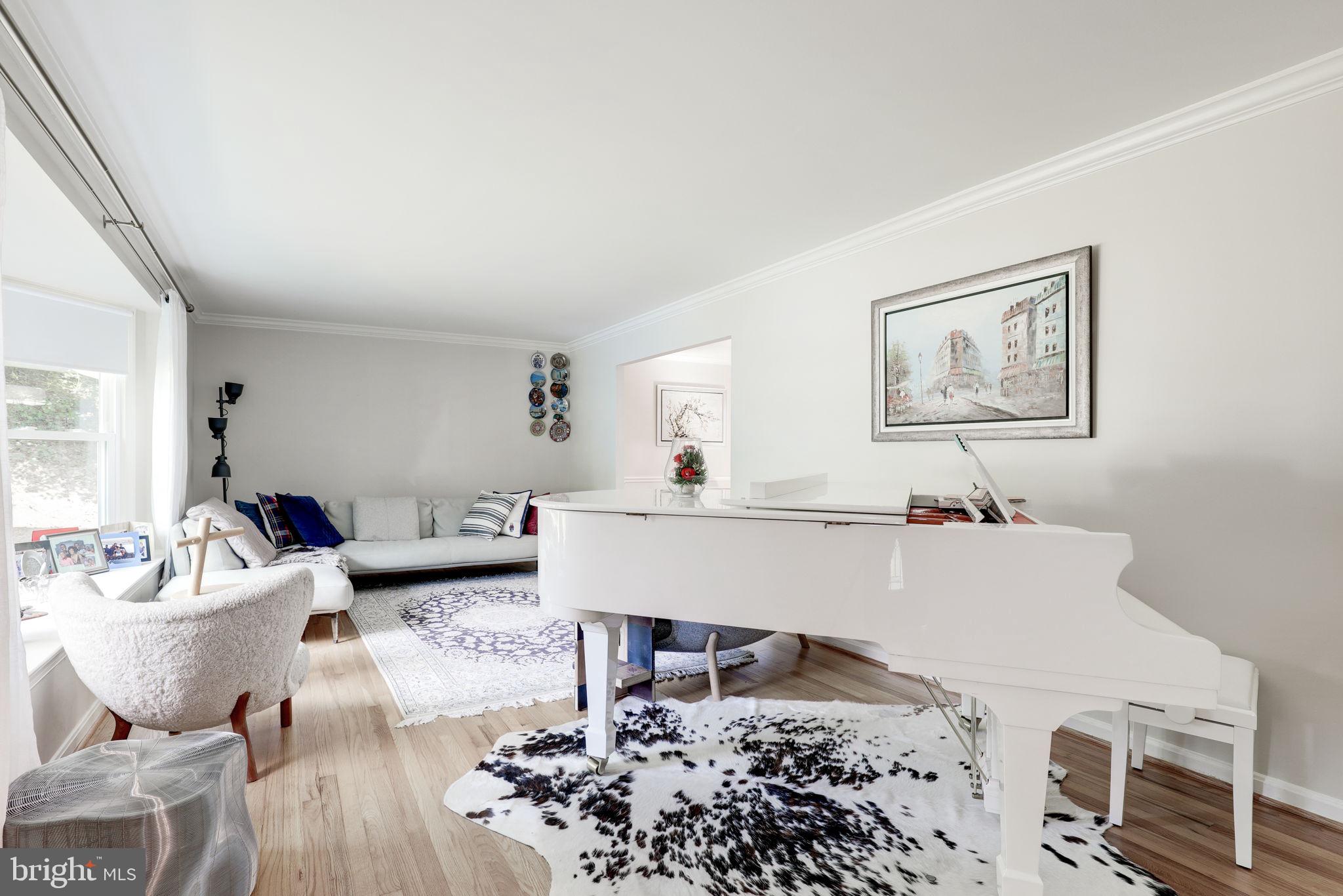 Real estate listing preview #7