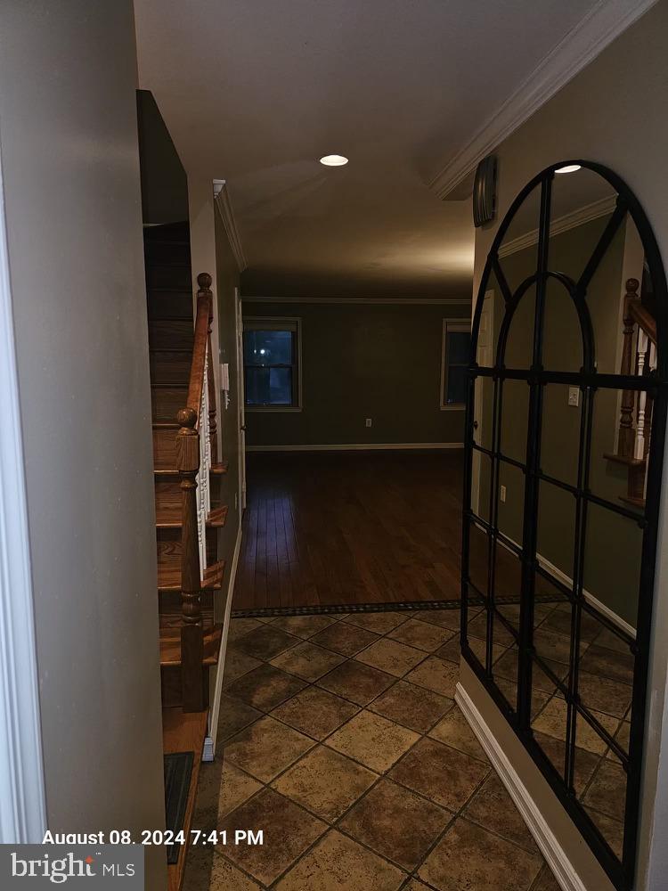 Real estate listing preview #12