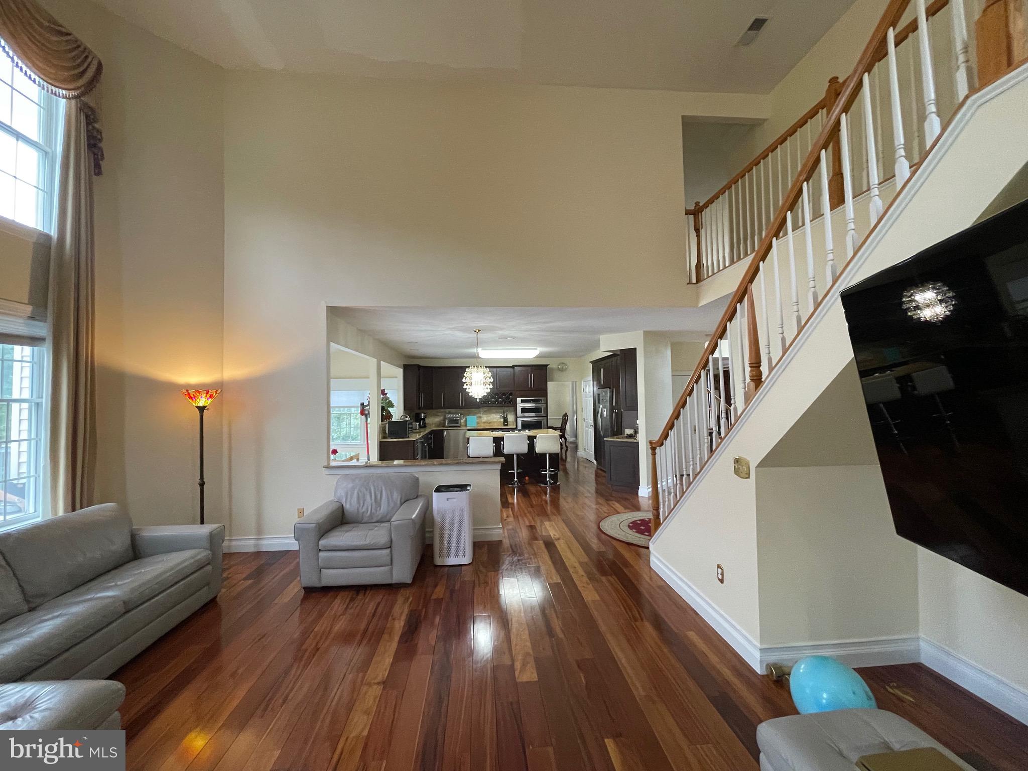 Real estate listing preview #18