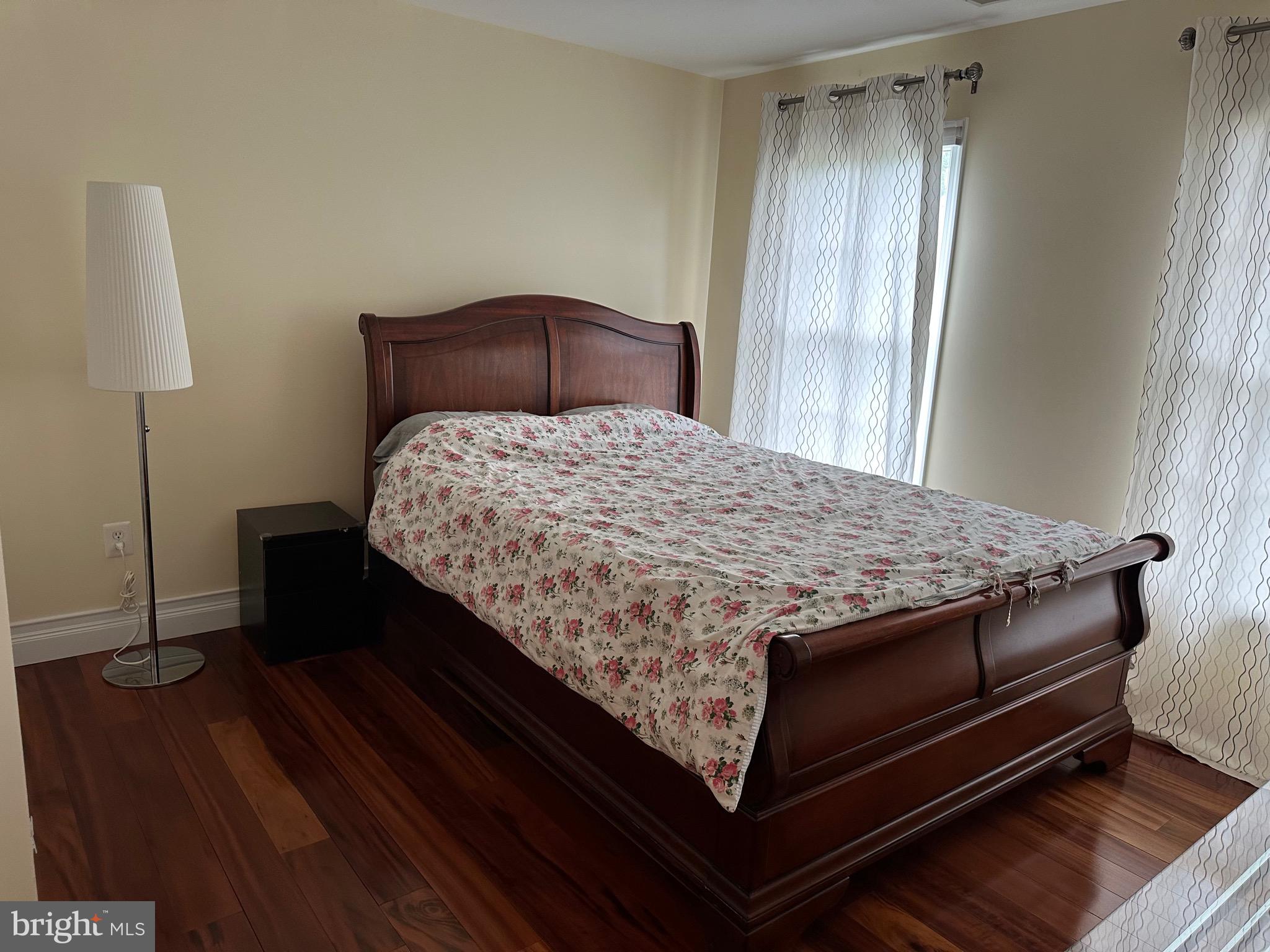 Real estate listing preview #76