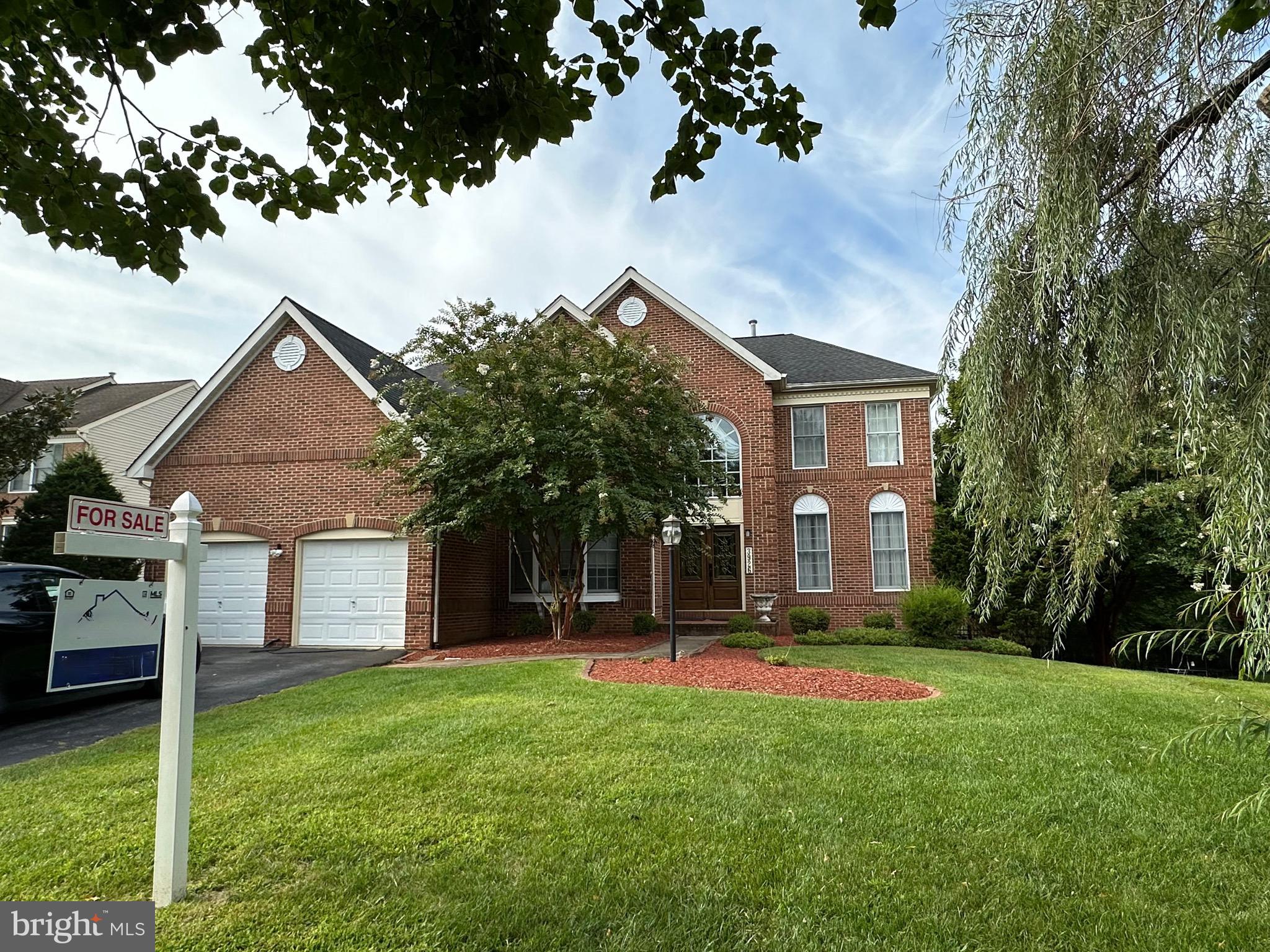 Real estate listing preview #3