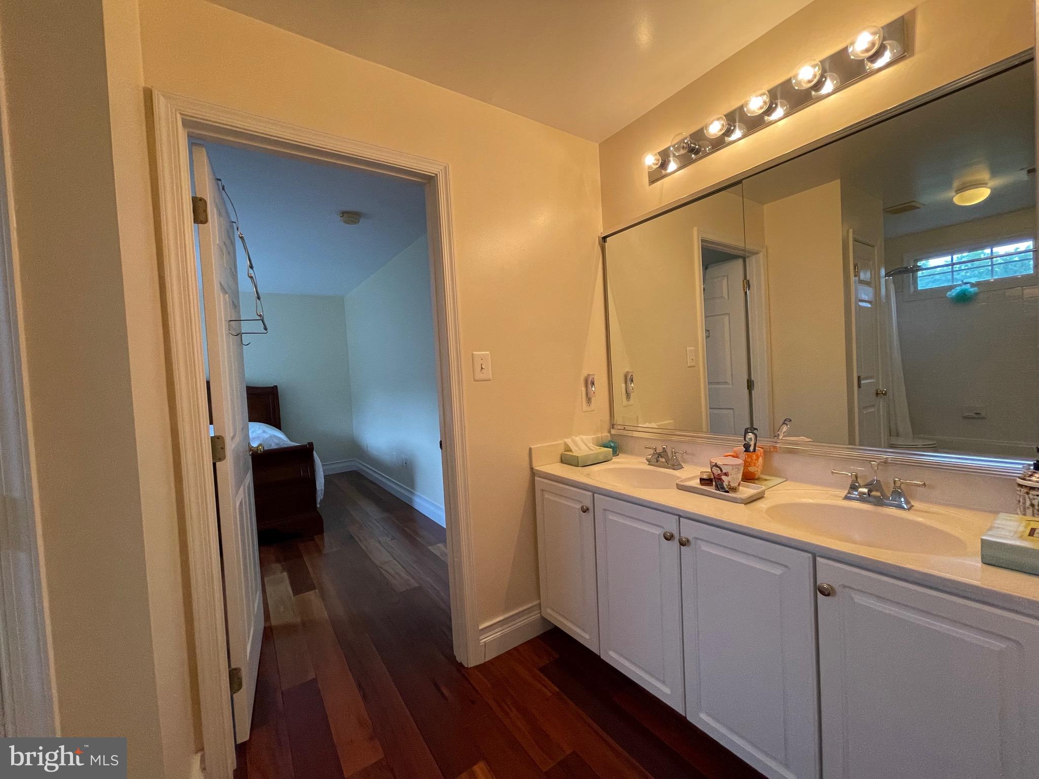 Real estate listing preview #65