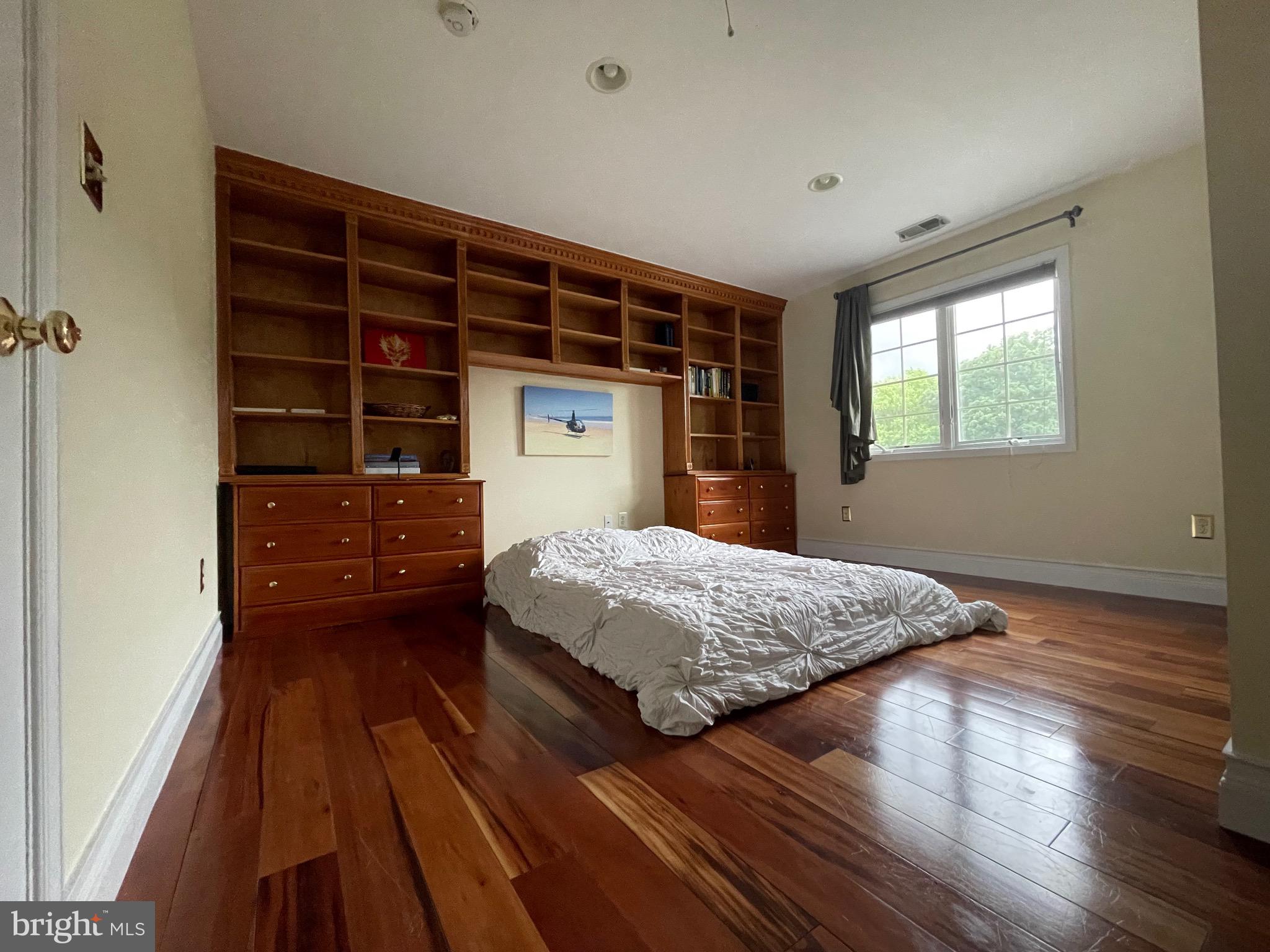 Real estate listing preview #62