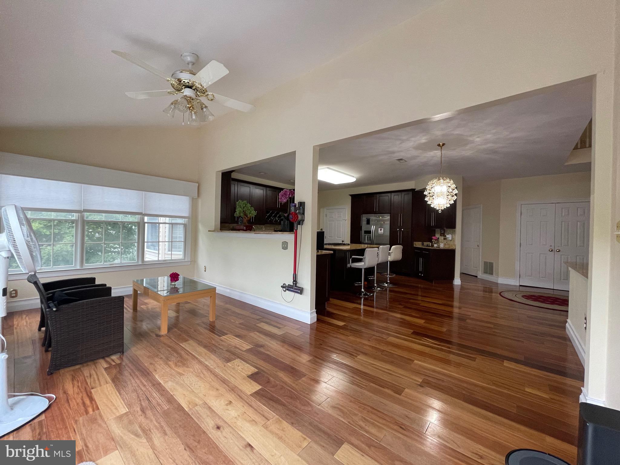 Real estate listing preview #19