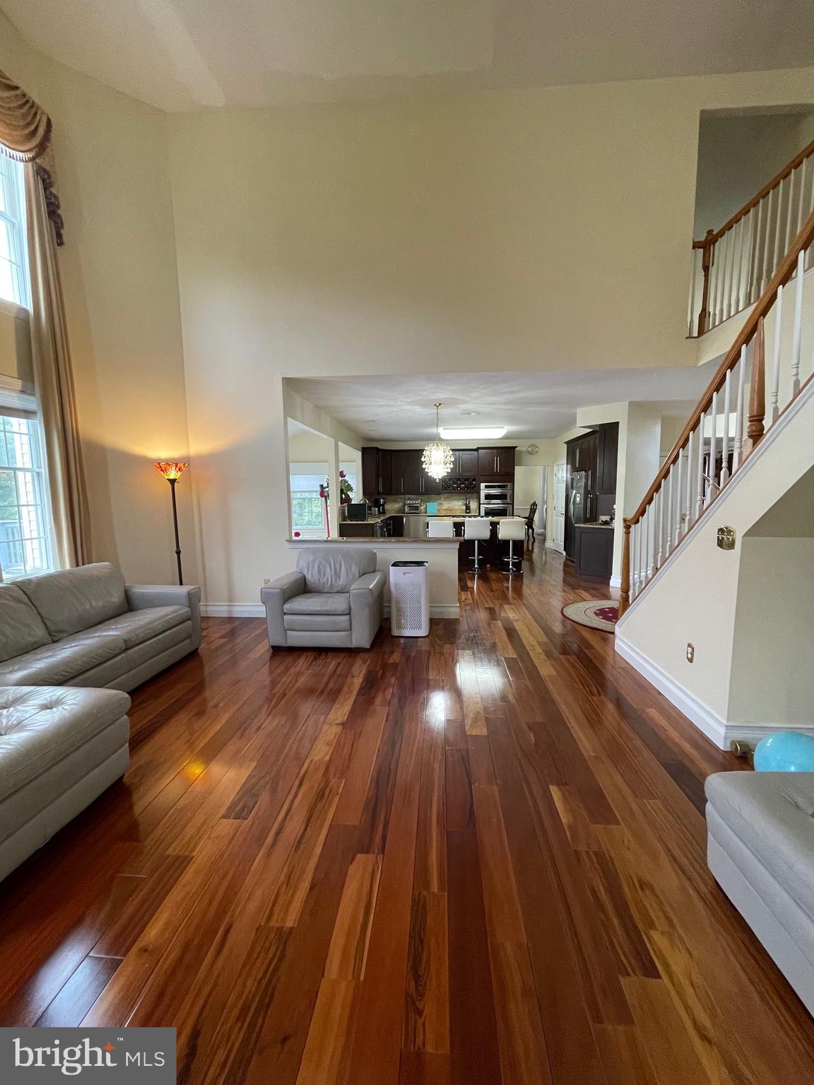 Real estate listing preview #17