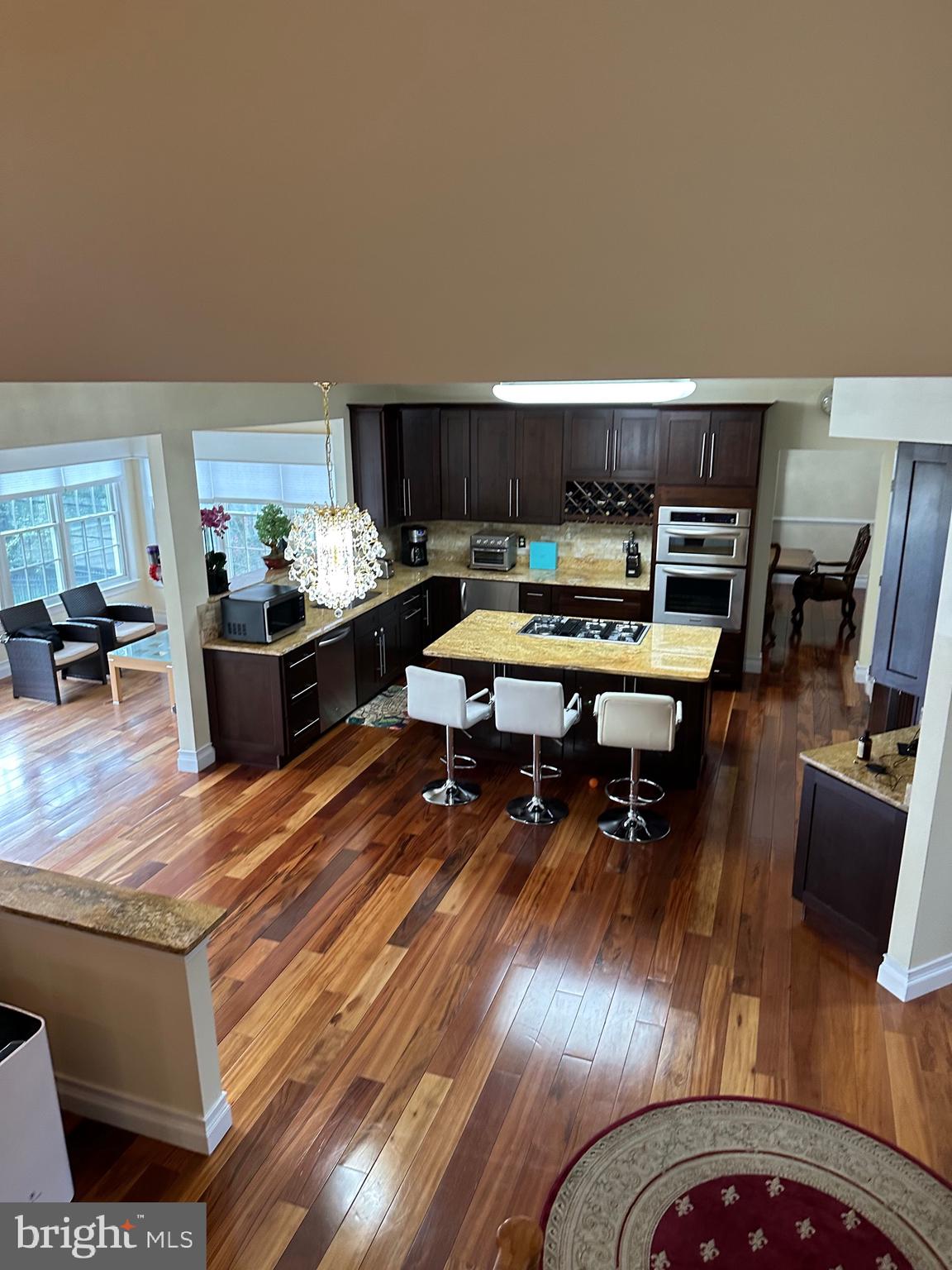 Real estate listing preview #29