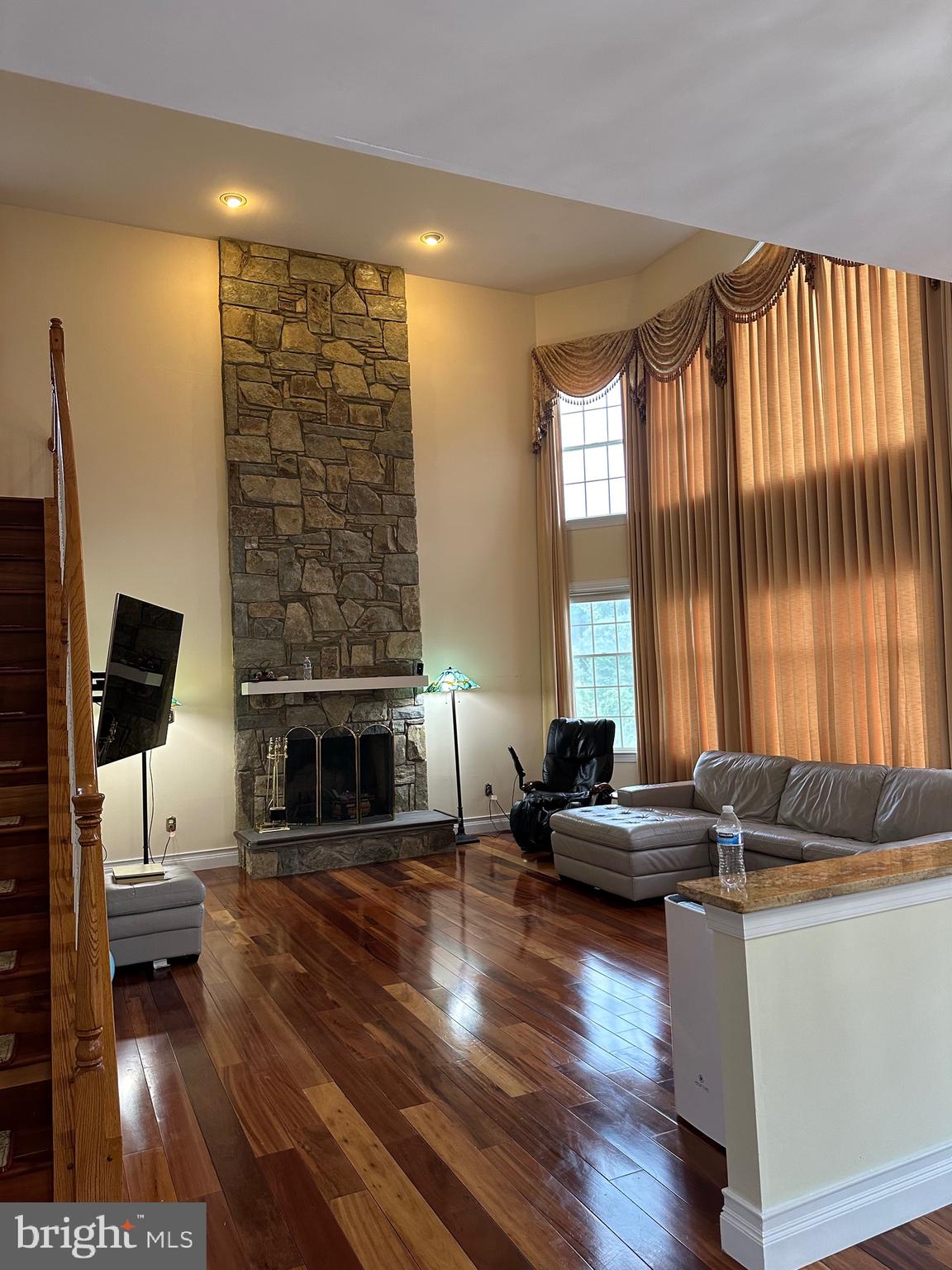 Real estate listing preview #20