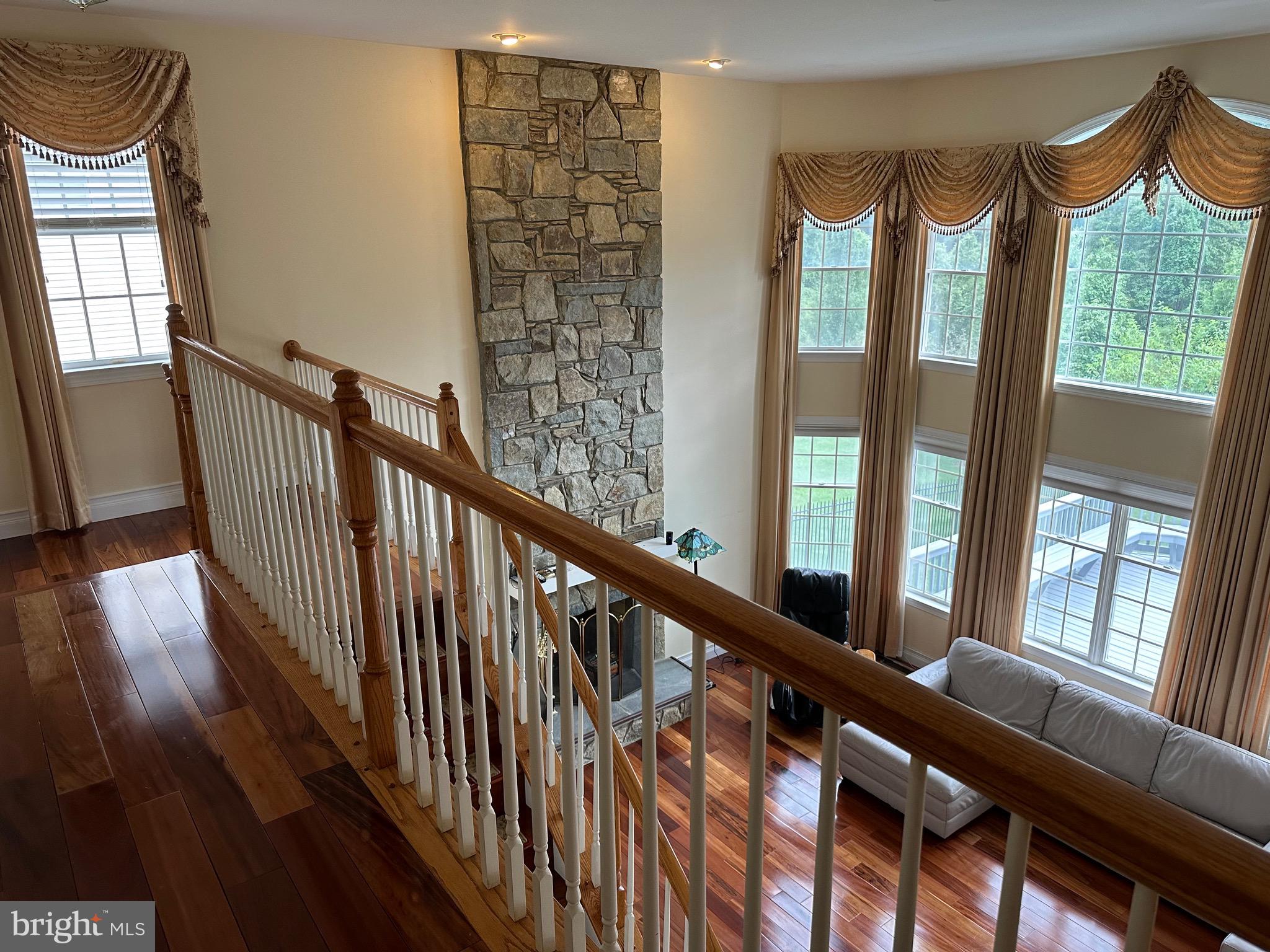 Real estate listing preview #38