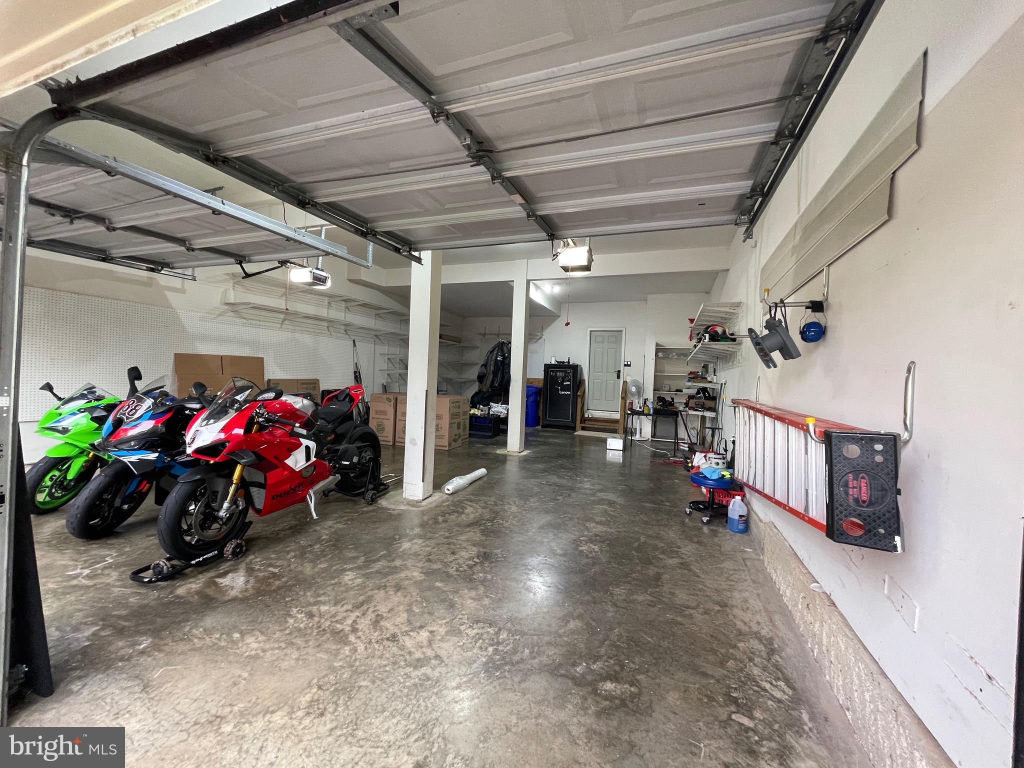 Real estate listing preview #99