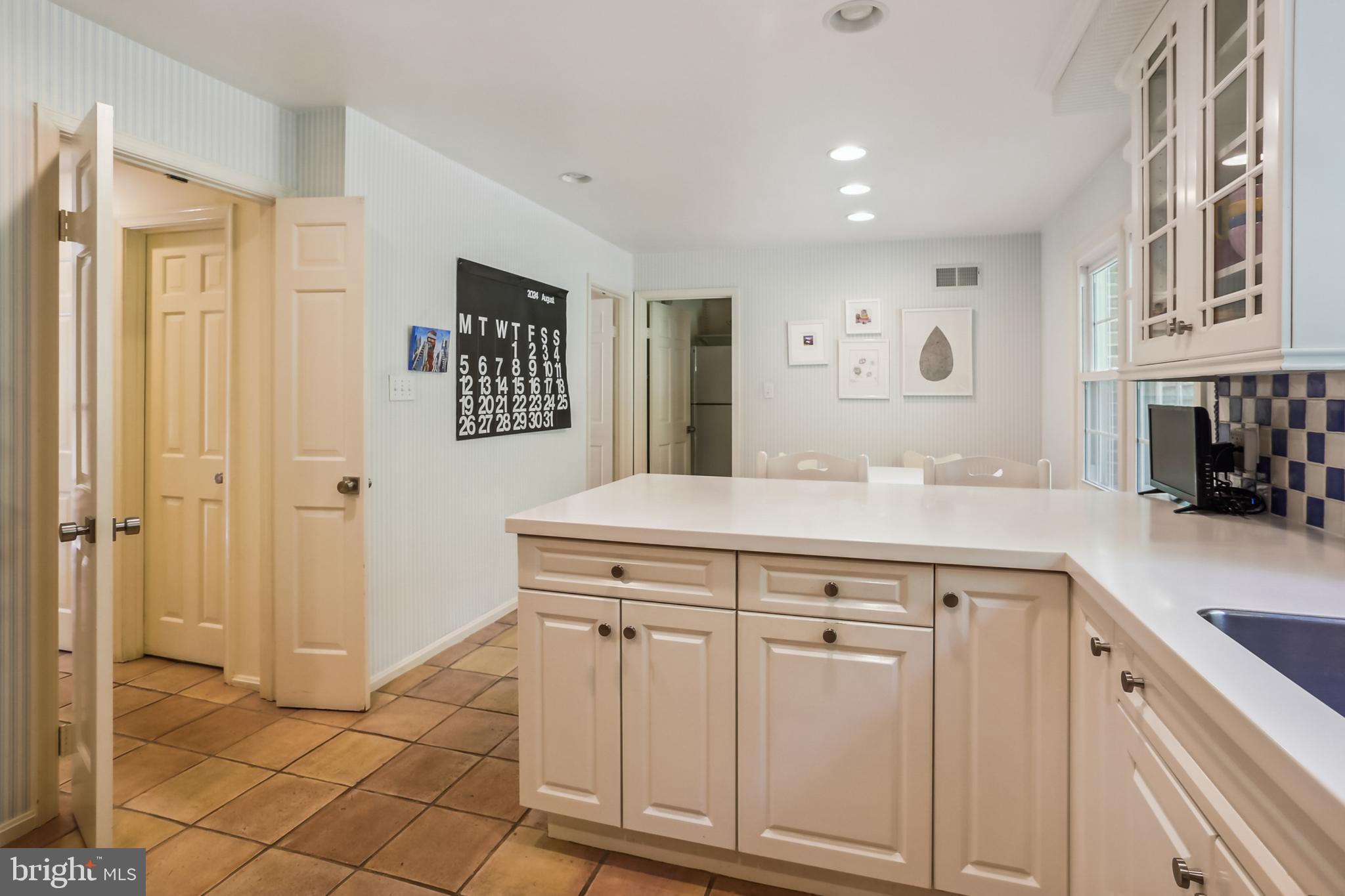 Real estate listing preview #26