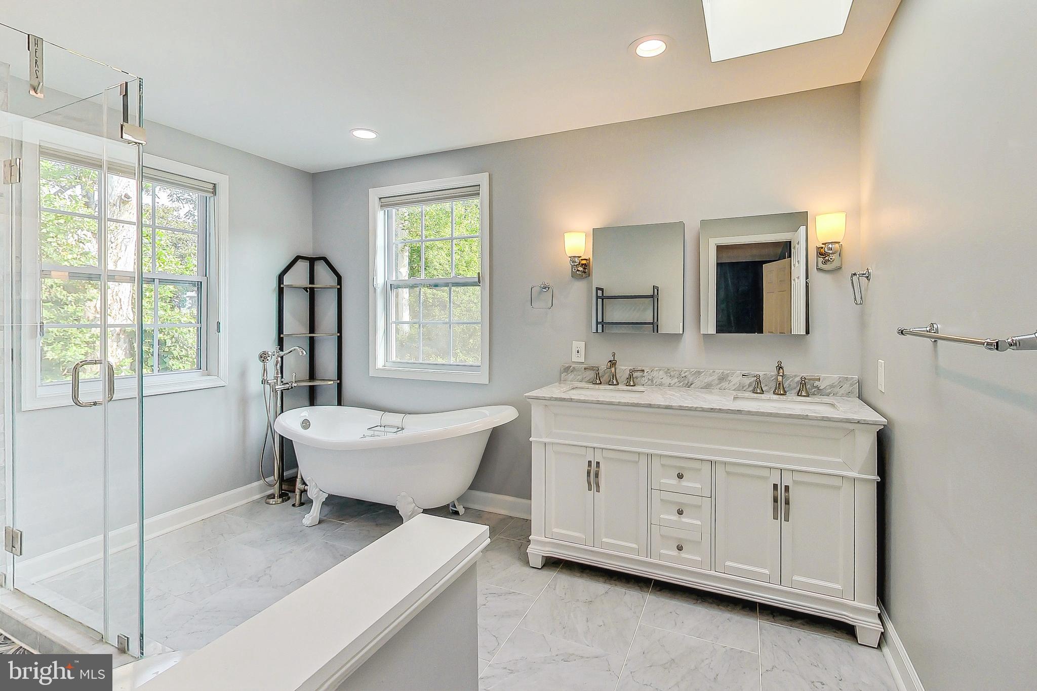 Real estate listing preview #14