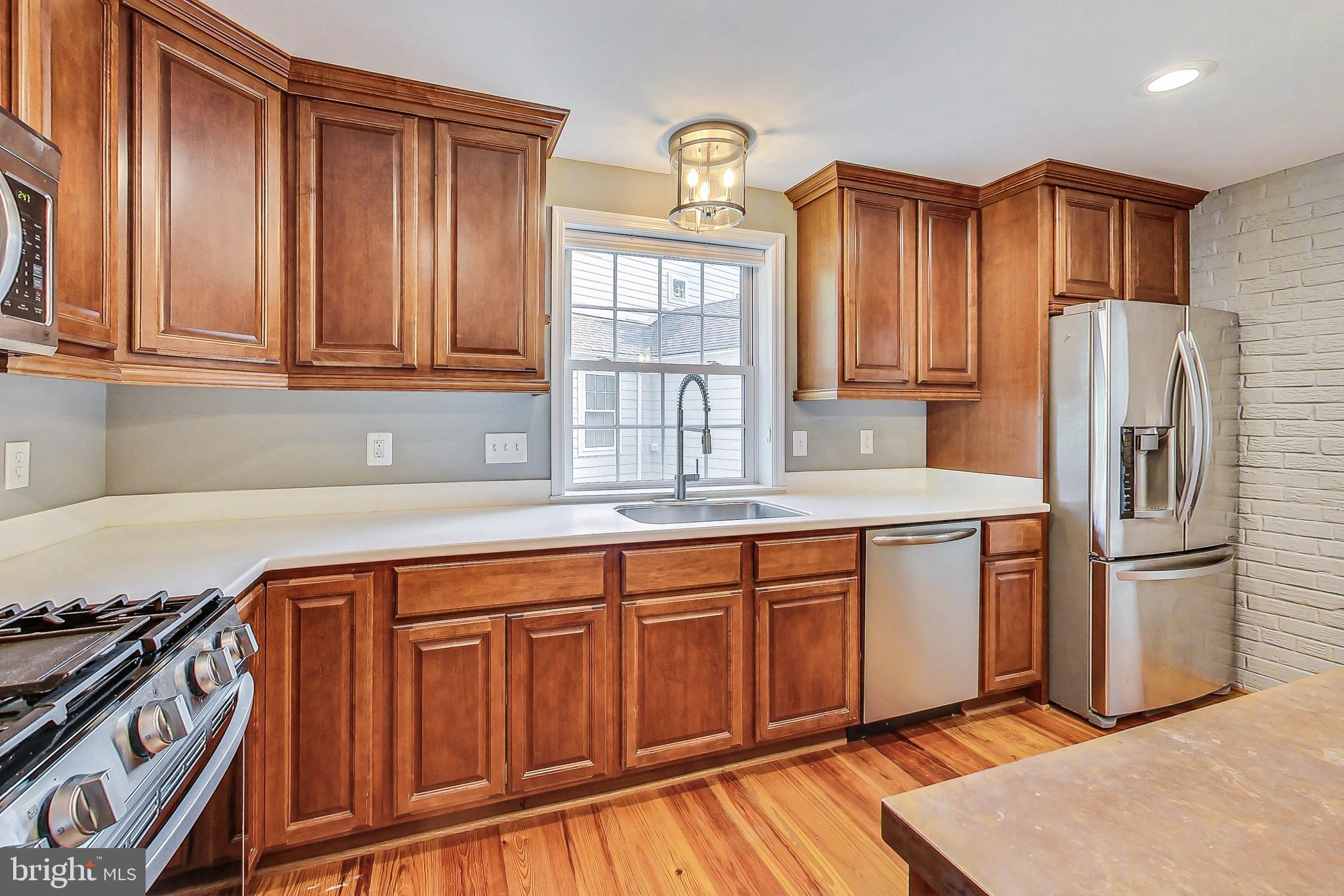 Real estate listing preview #5