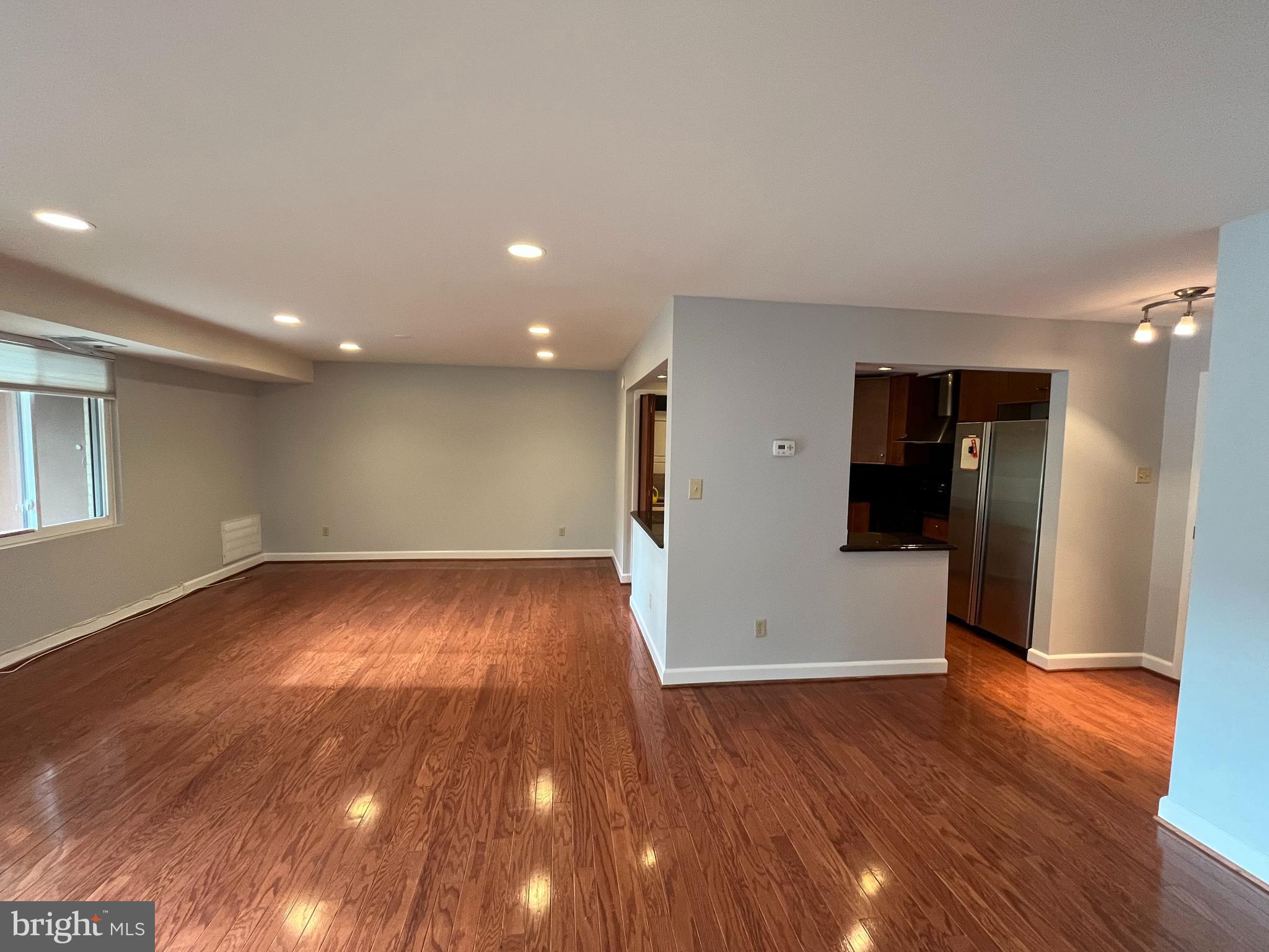 Real estate listing preview #3