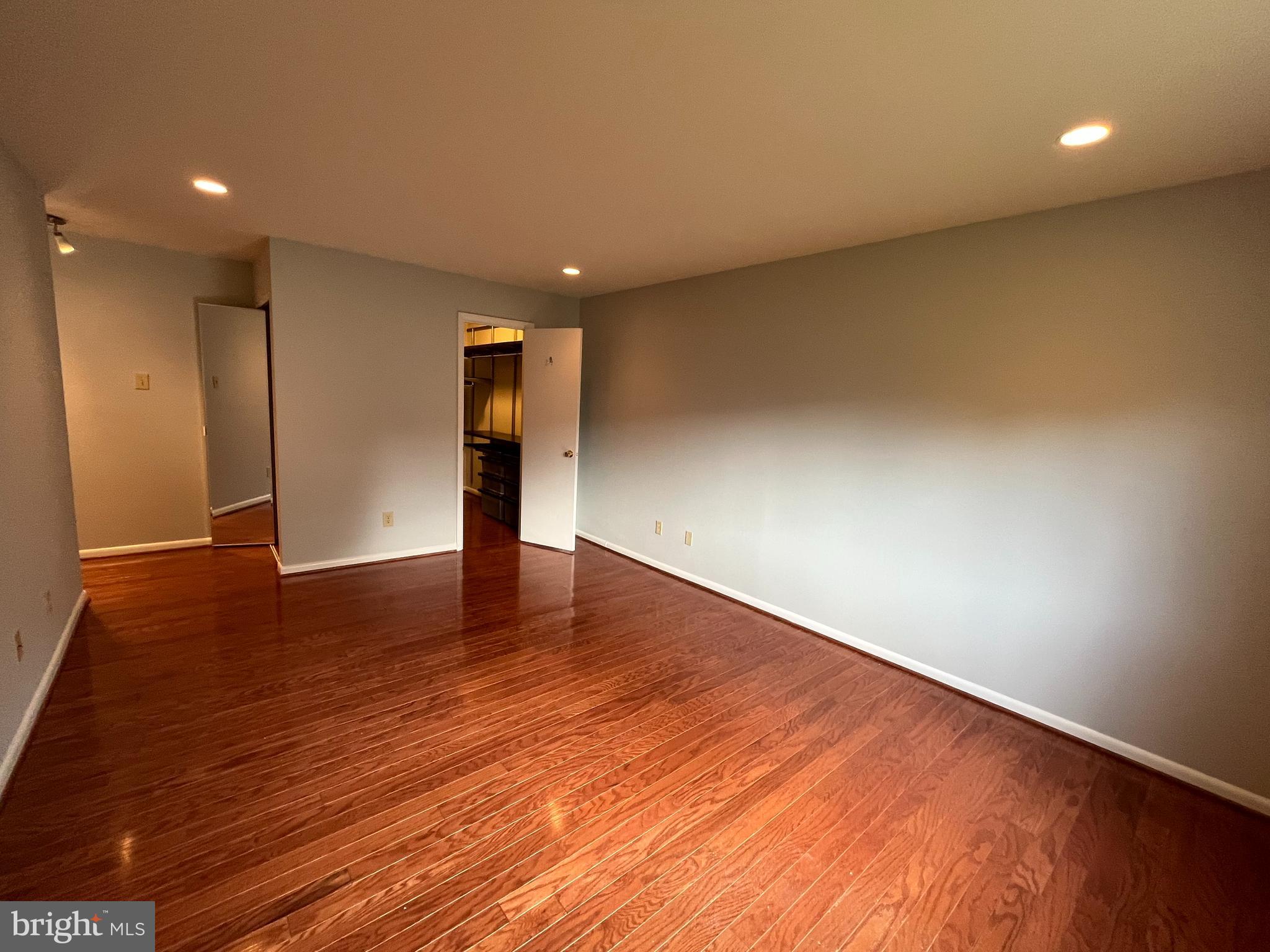 Real estate listing preview #5