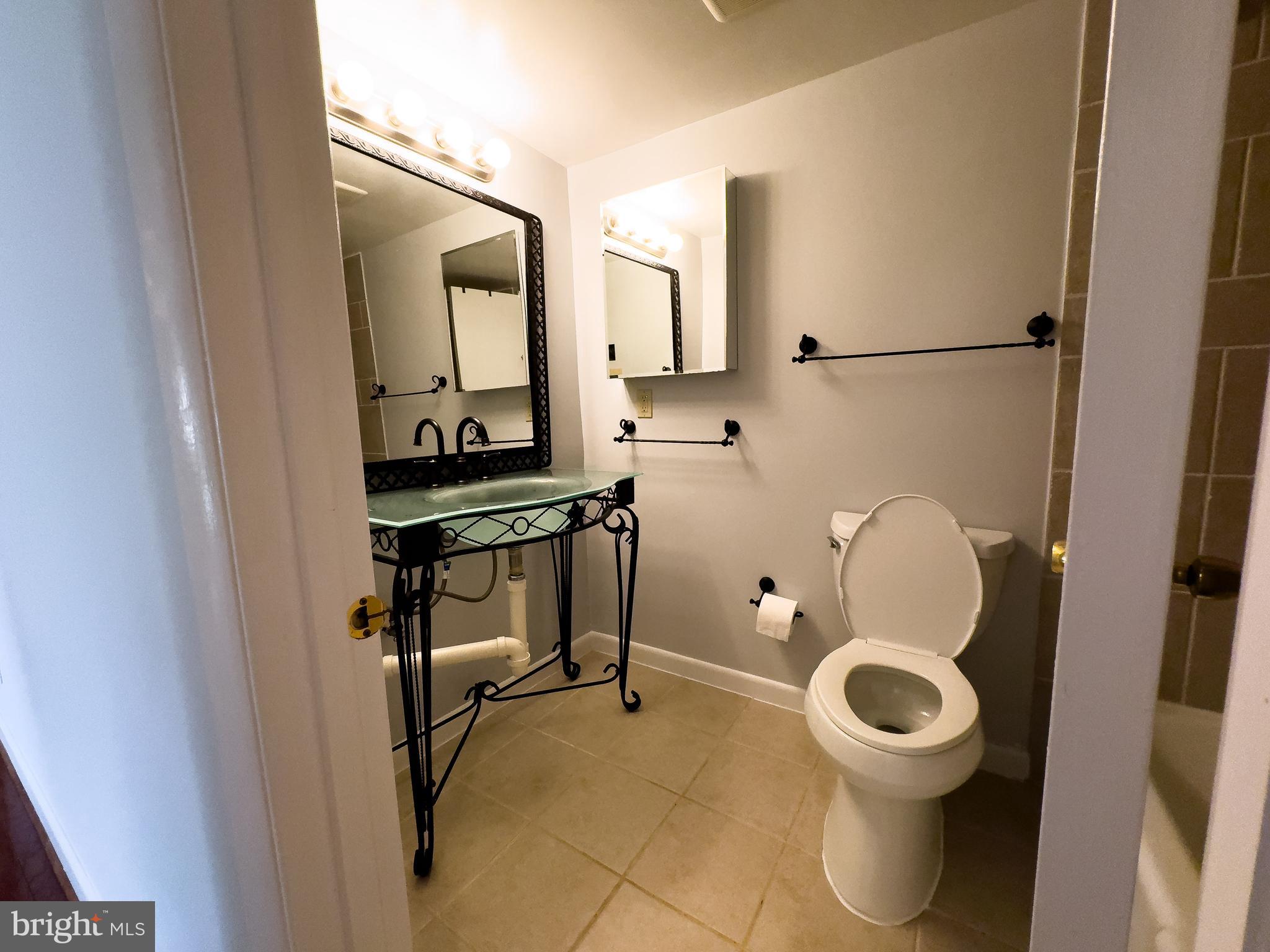 Real estate listing preview #14